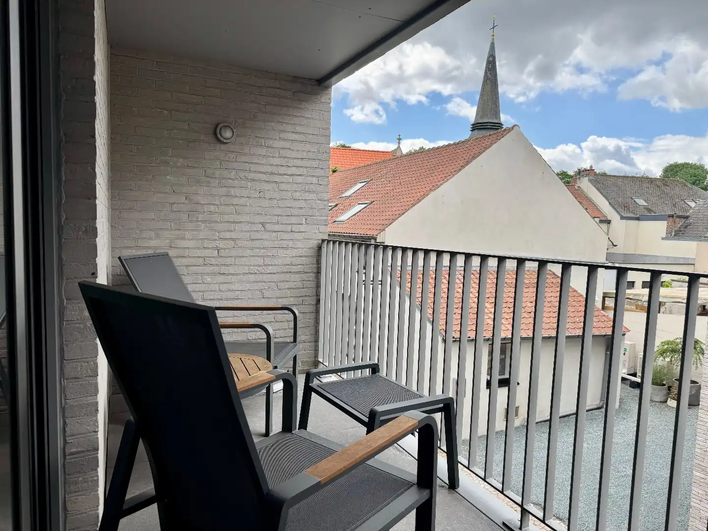 Recent en kwaliteitsvol appartement 2 slpk met terras en ondergrondse autostaanplaats - onder de kerktoren van Meise foto 7