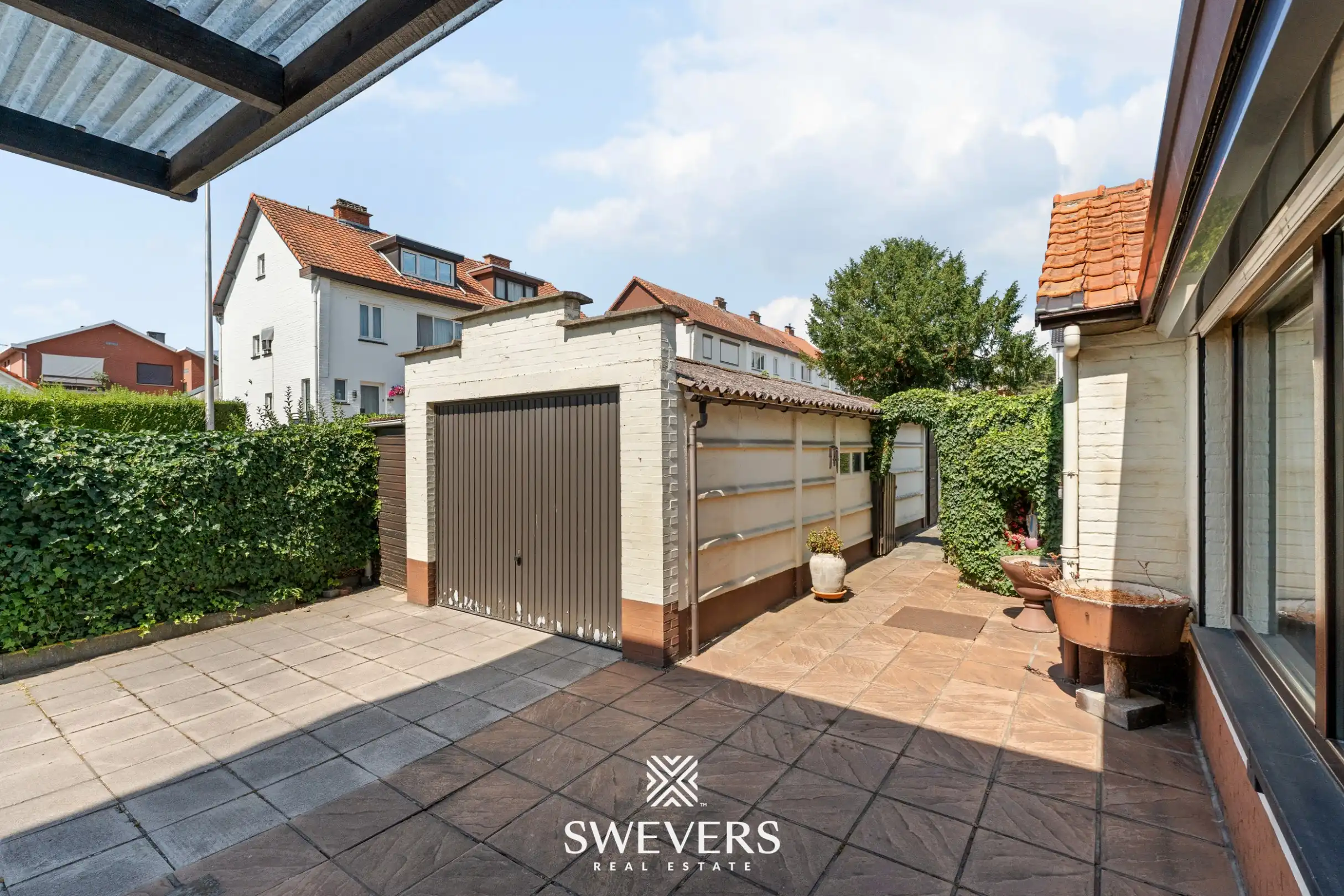 Uitstekend gelegen woning met 4 slaapkamers en mooie tuin foto 27