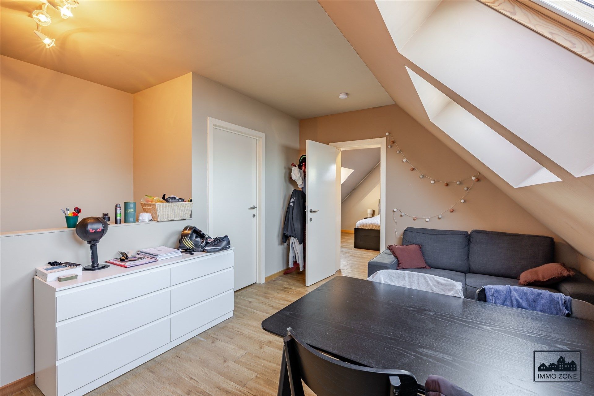 Grote, instapklare woning met goed EPC in Dendermonde! foto 19