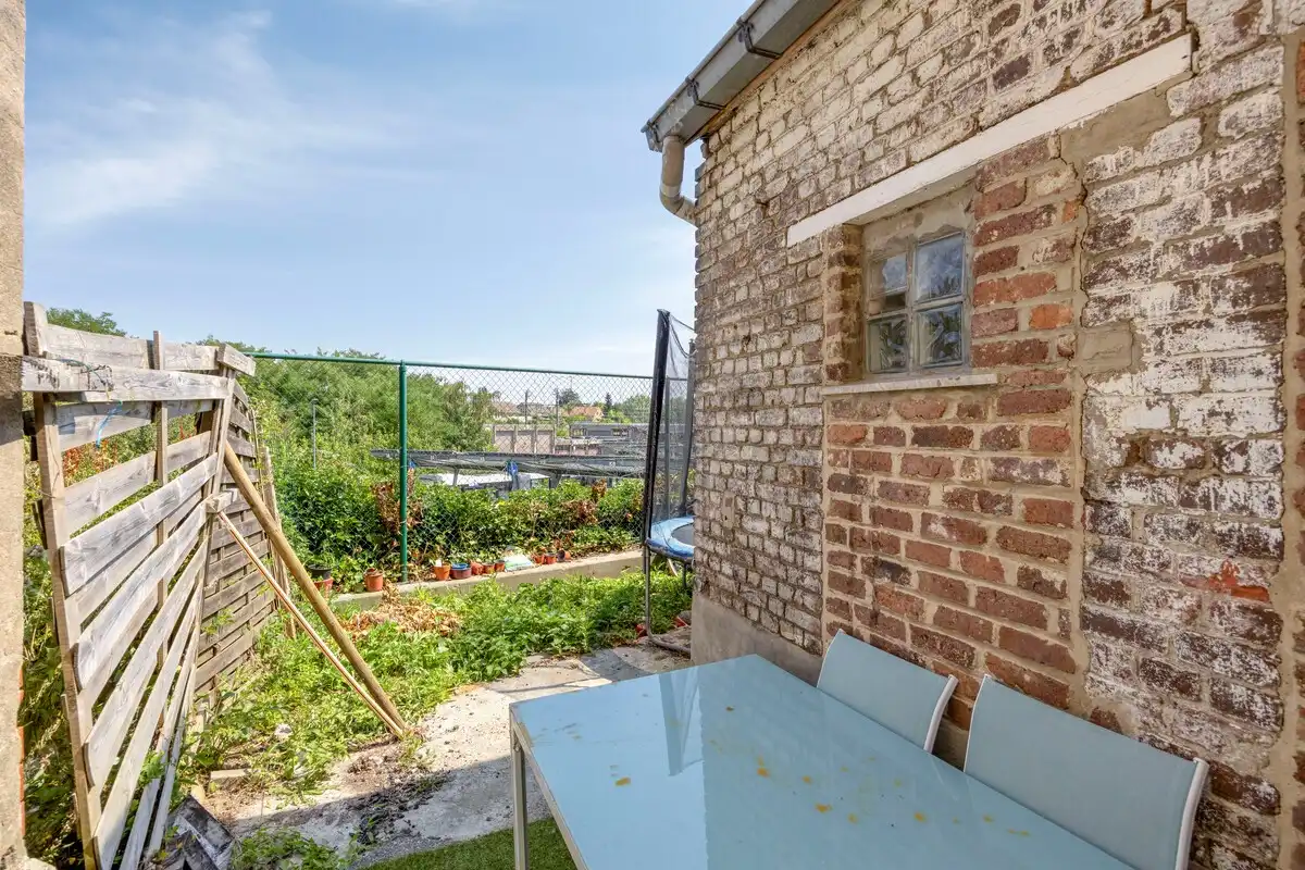 Rustig gelegen renovatiewoning met 3 slaapkamers foto 11