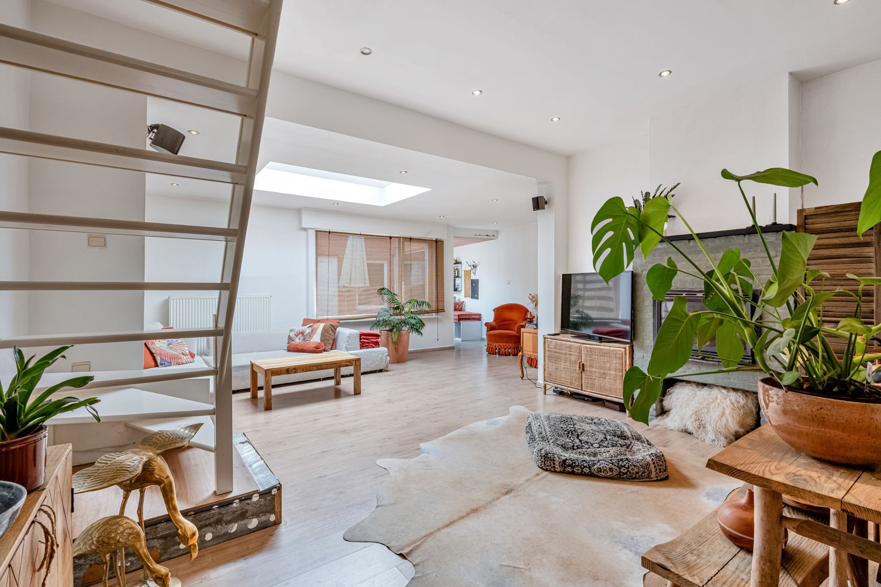 Halfopn bebouwing met 4 slaapkamers en zuidgerichte tuin foto 3