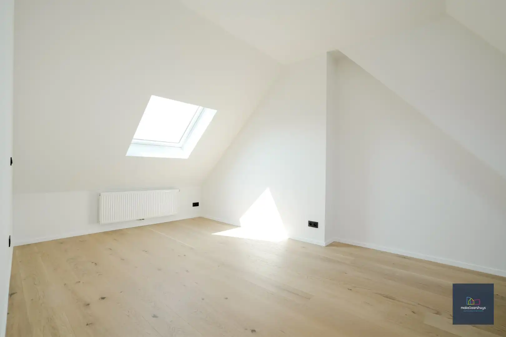 Stijlvol gerenoveerd duplex 3 slaapkamerappartement  met terras foto 16