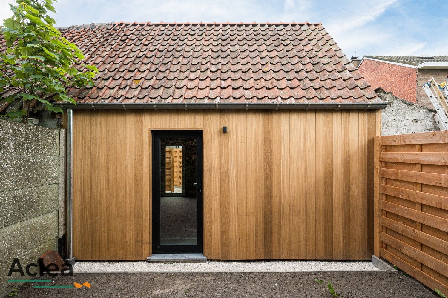 Volledig gerenoveerde woning met 2 slpks foto 15