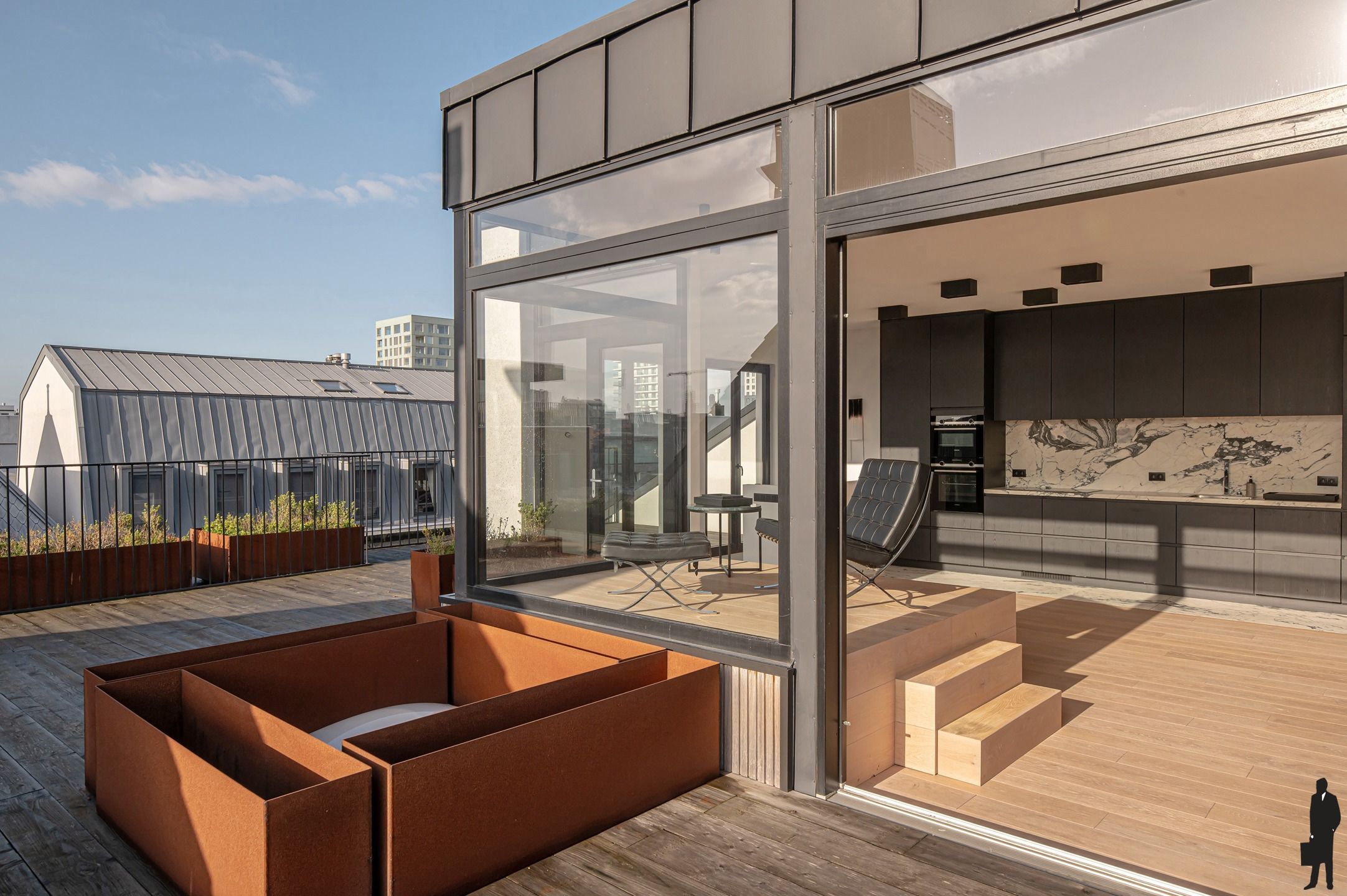 Uniek duplex-penthouse met indrukwekkend terras, gelegen op een absolute toplocatie op ’t Eilandje foto 9