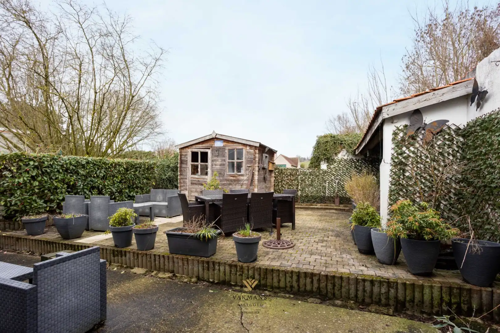 Ruime en charmante alleenstaande woning met 5 slaapkamers en 2 badkamers foto 25