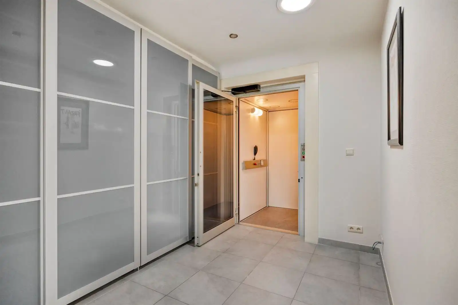 Exclusieve villa met lift, 3 slaapkamers, 3 badkamers en uitzonderlijke toegankelijkheid foto 20