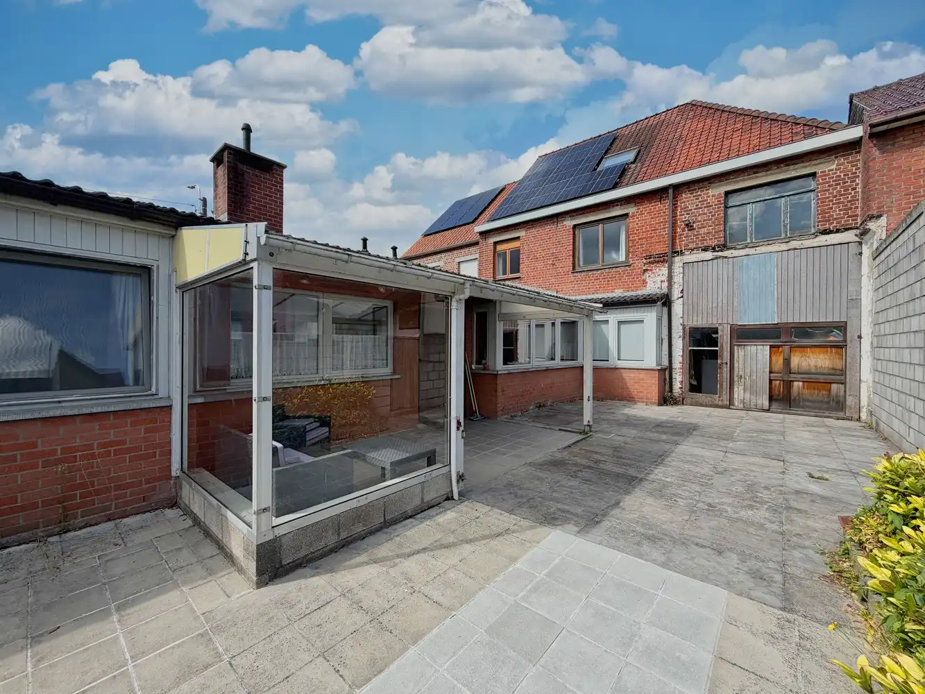 Heel ruime gezinswoning (6 slpks) met tuin + grote garage foto 21