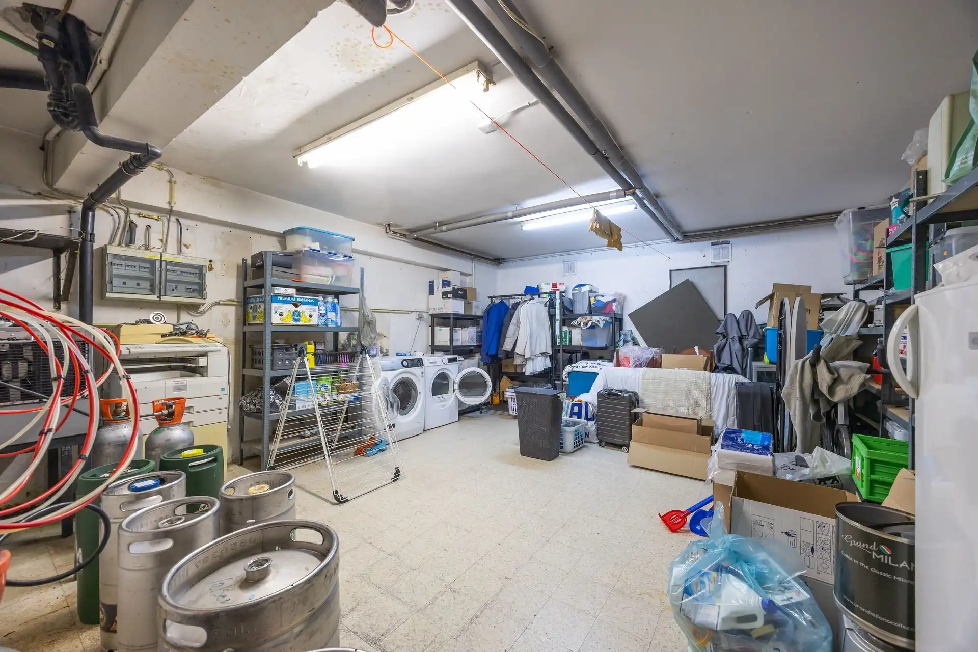 handelspand met woonst foto 22
