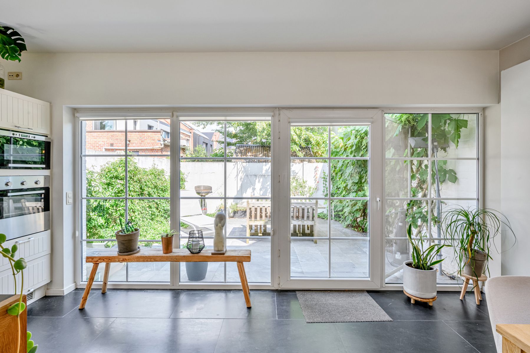 Perfect onderhouden woning met ruim groenterras foto 9