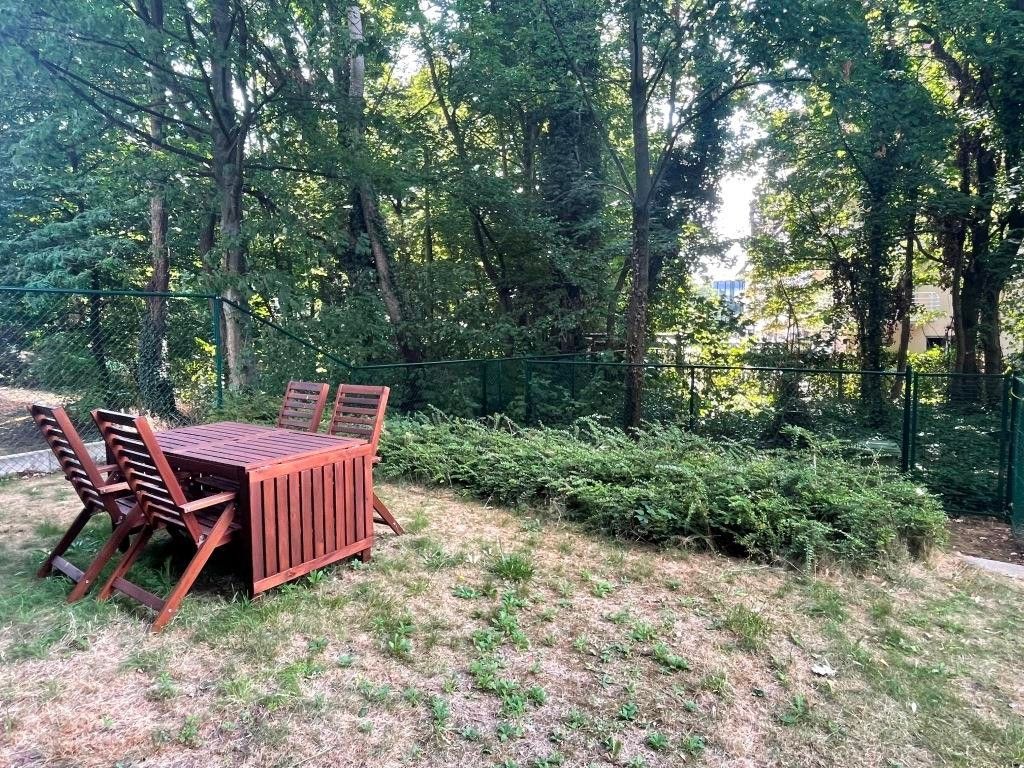 Energiezuinig 3 slaapkamer appartement met zonnig terras en tuin. foto 6