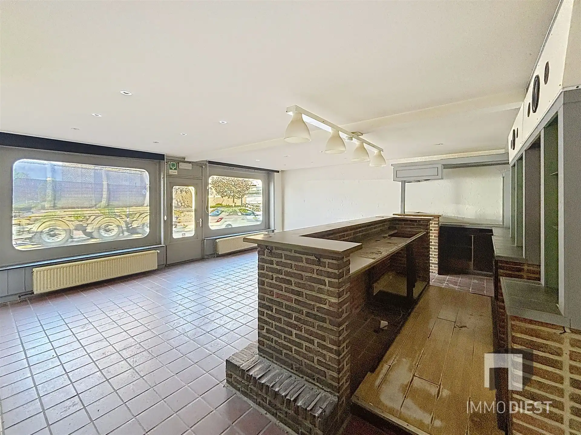 Handelshuis in het centrum van Ham op 5,83are foto 8