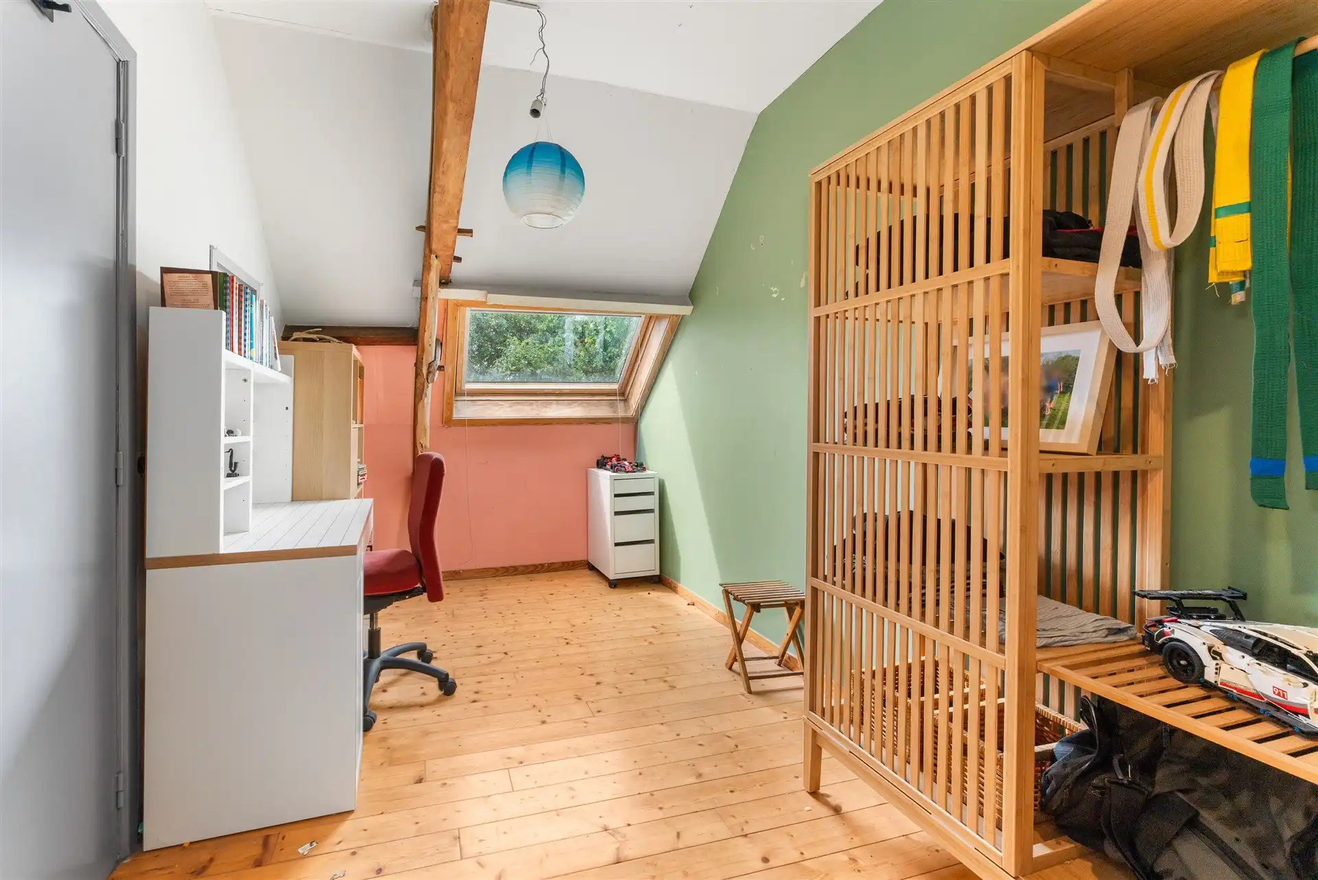 Charmante L-woning in het groene Oosterzele foto 14