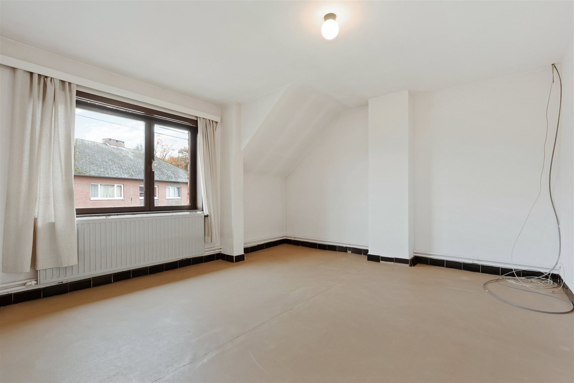 WONING MET VELE MOGELIJKHEDEN OP PERCEEL VAN 5A69CA TE BERINGEN foto 12