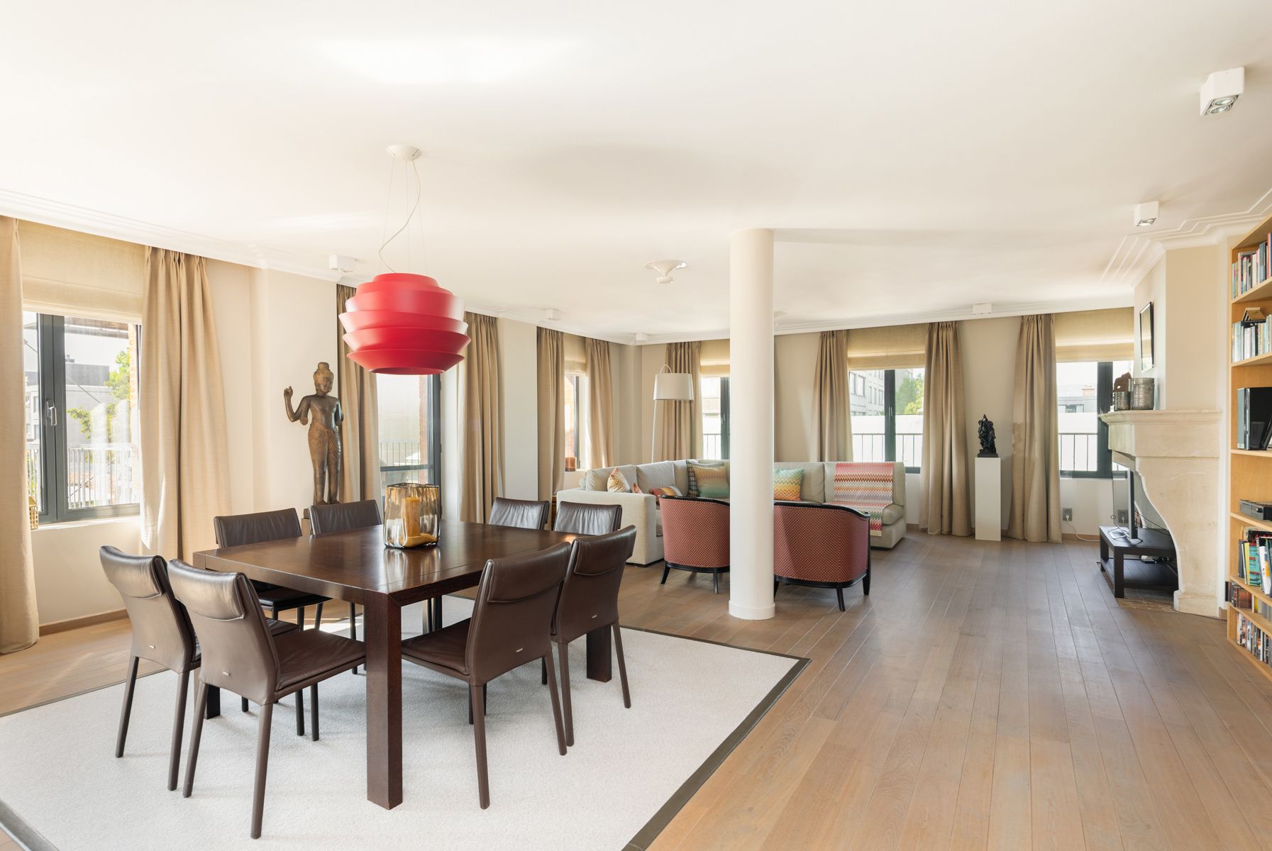 Ruimtelijk wonen in voormalige IJsfabriek in Antwerpen-Zuid foto 3