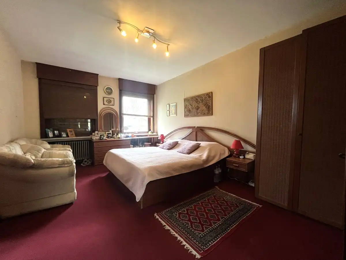 Roeselare – Unieke karakterwoning met ruime tuin foto 12