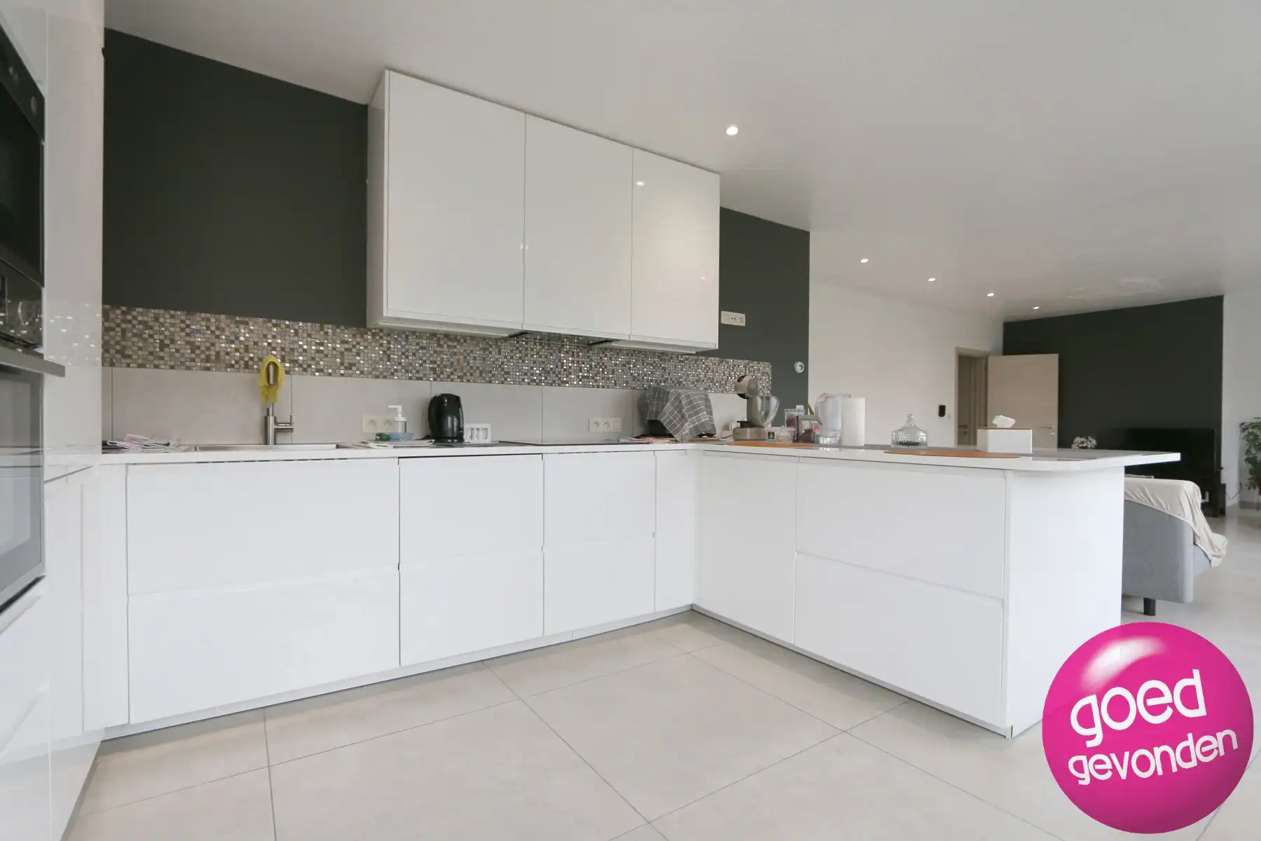 BLOK 2 APP + TERRASSEN + TUINEN + GARAGE foto 25