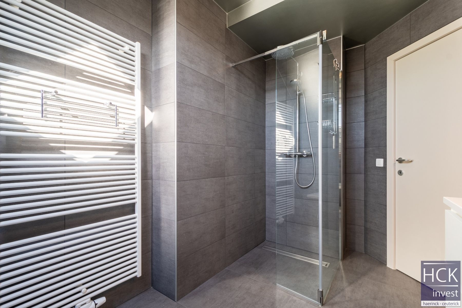NAZARETH - Luxueus appartement van 138m² met 3 slpk én autostaanplaats !! foto 16