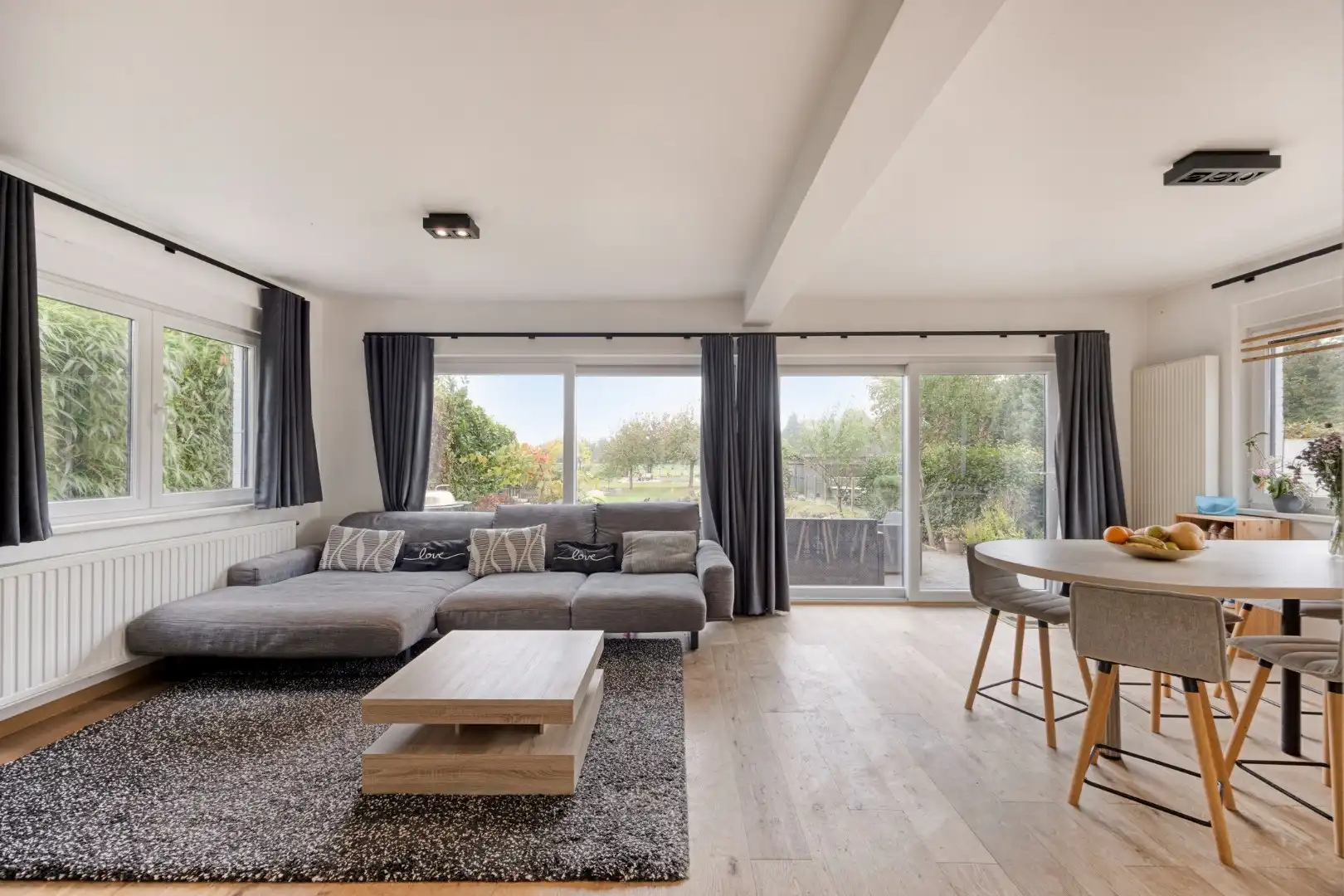 Open bebouwing met 4 slaapkamers, bureau, garage en prachtige tuin in Boutersem – EPC 158 kWh/m² - bewoonbare opp. 282 m² foto 8