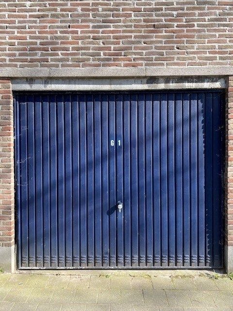 ()=>{if(producerUpdateValueVersion(node),producerAccessed(node),node.value===ERRORED)throw node.error;return node.value} Garage 1 - Kerkstraat 11 - - 8870 Izegem