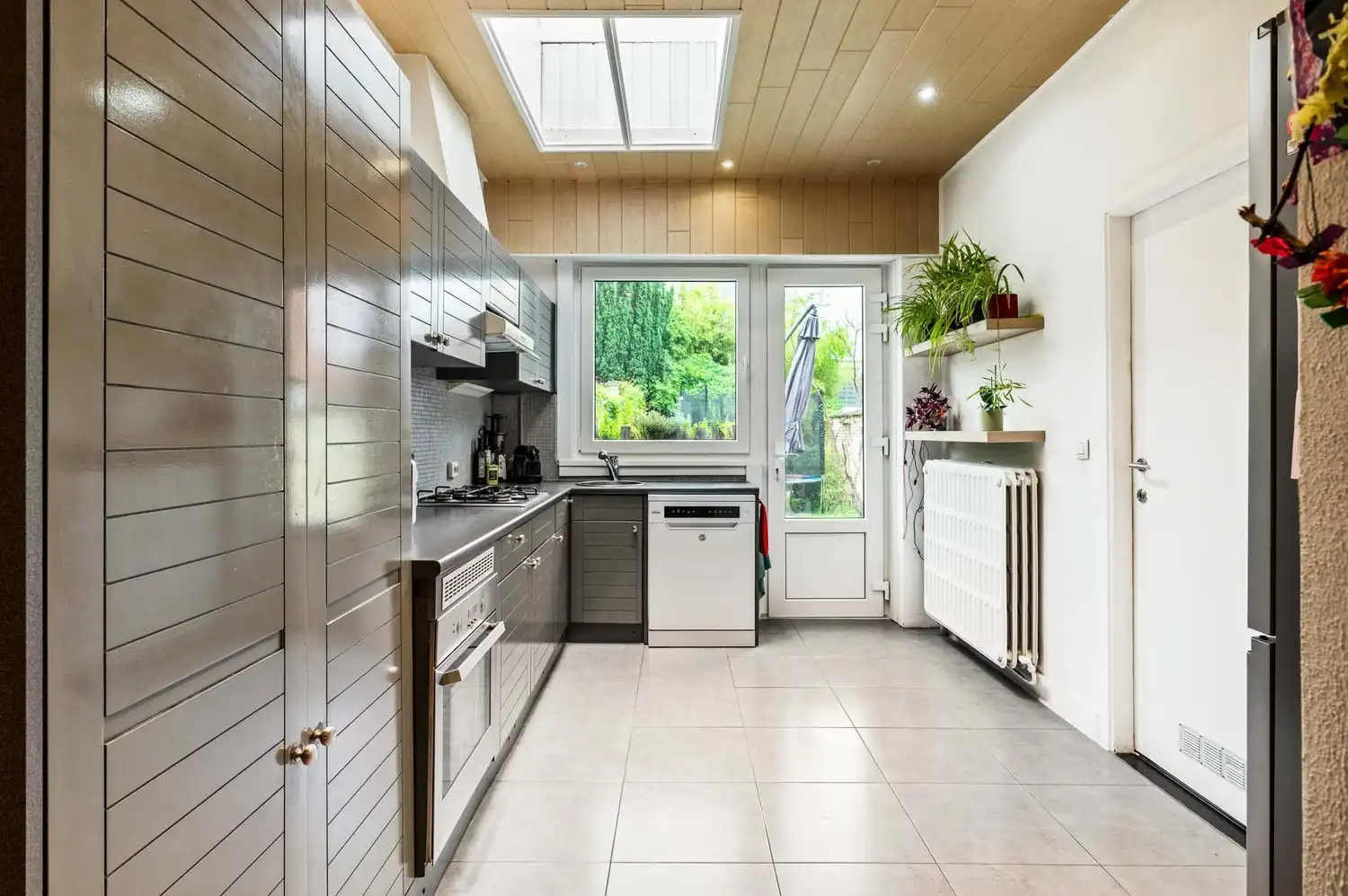 Toffe woning met 3 slaapkamers en ruime tuin te Deurne! foto 10