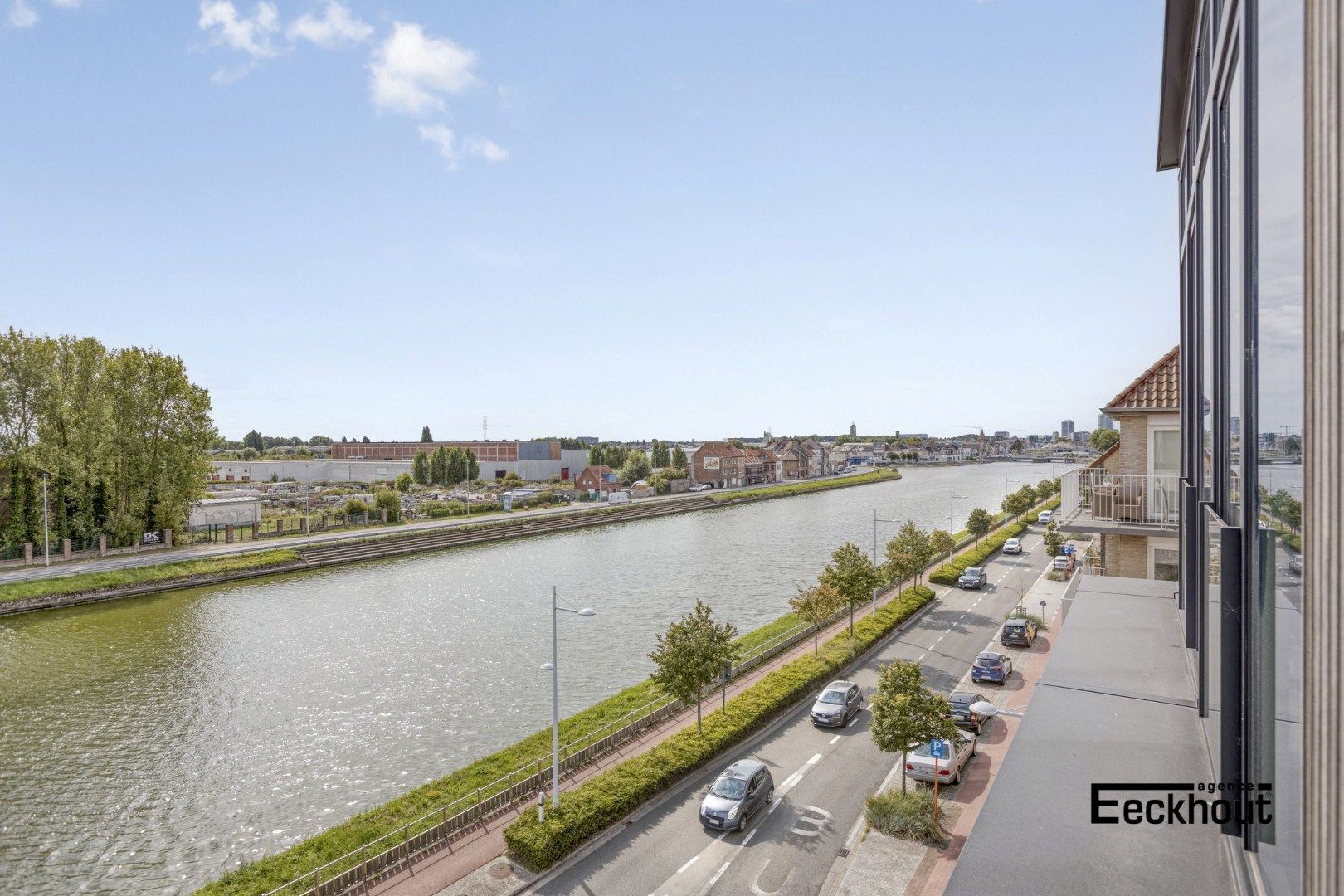 Exclusieve penthouse met fenomenale zichten op het kanaal & de spuikom! foto 10
