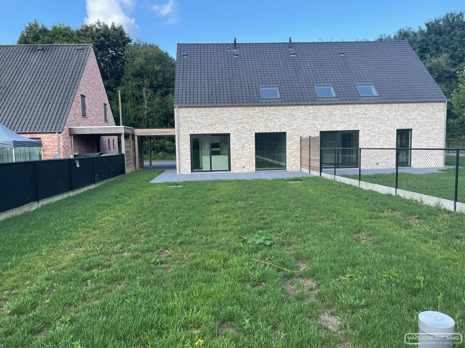 Rustig gelegen halfopen nieuwbouwwoning te huur in Moen (Zwevegem) foto 2