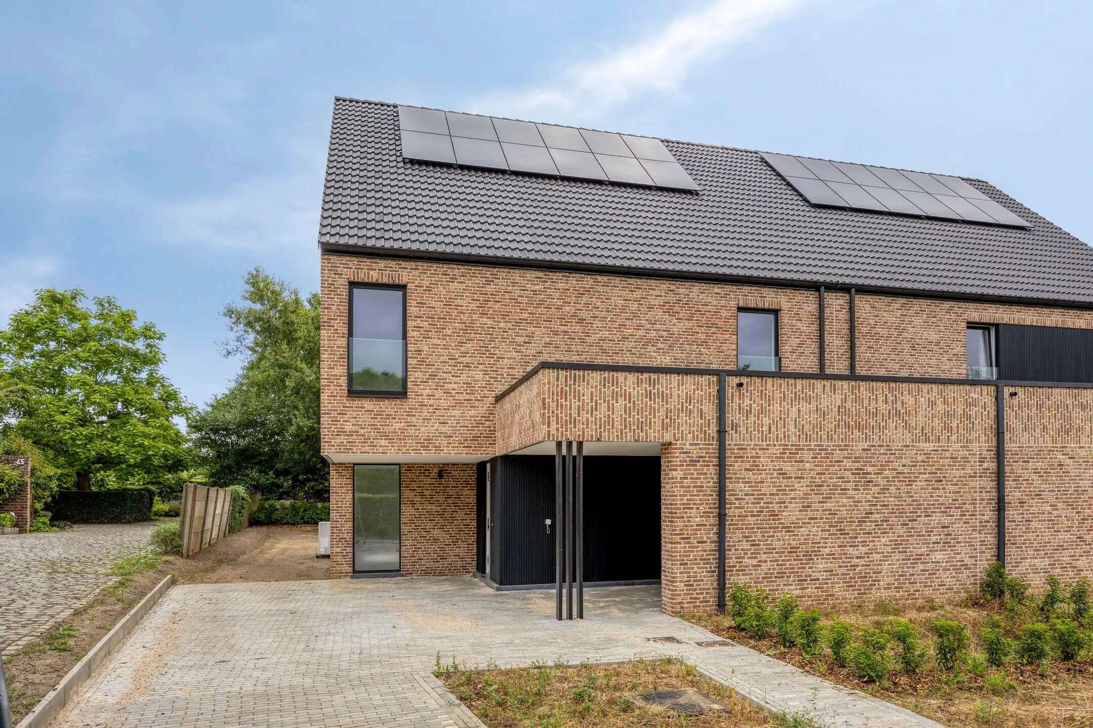 Nieuwbouwwoning met 6 slaapkamers & 3 badkamers (aan 6% btw) foto 28
