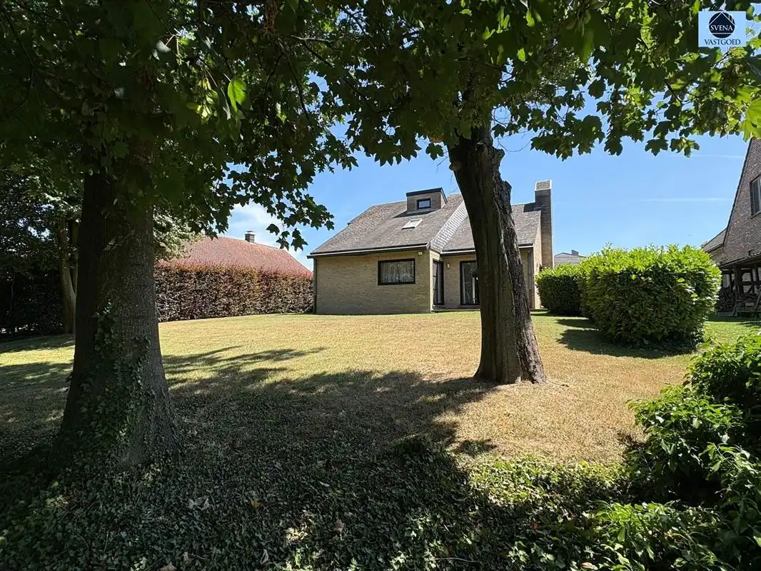 RUSTIG GELEGEN CHARMANTE VIERGEVELWONING MET 4 SLAAPKAMERS foto 10