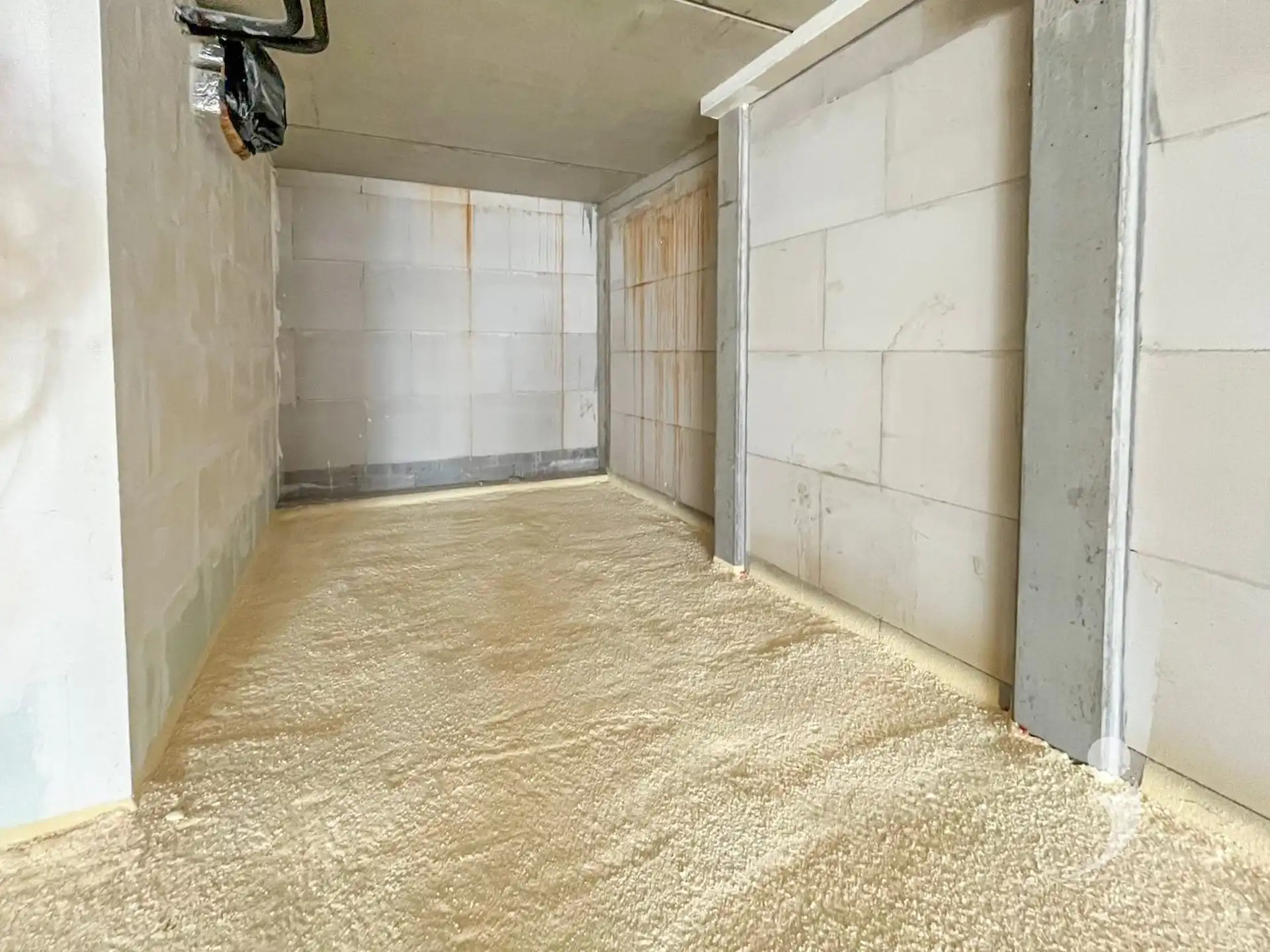 Commerciële ruimte te koop in nieuwbouwcomplex! foto 7