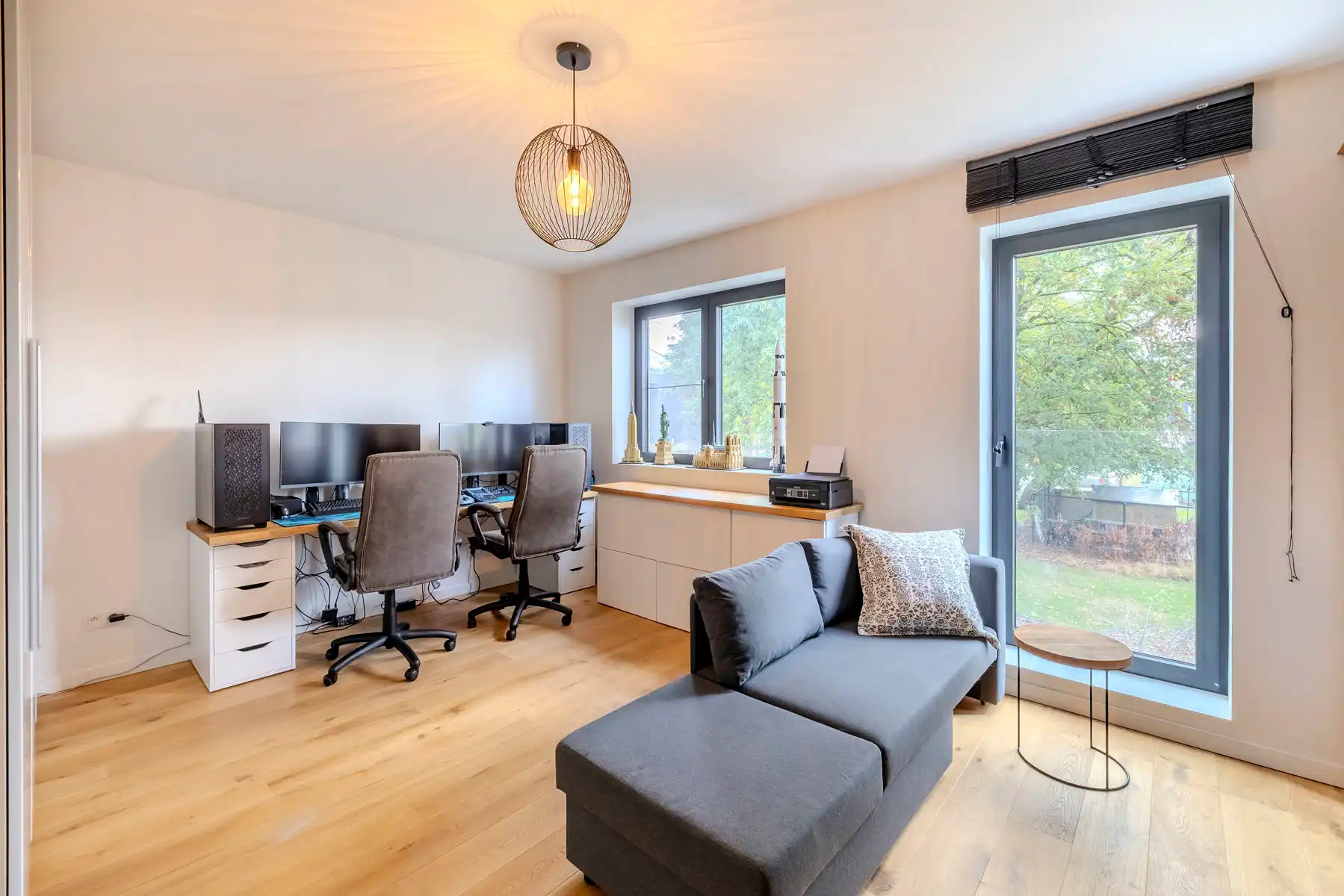 Recente woning met 3 SLP, 2 BK, tuin en 3 autostaanplaatsen foto 16