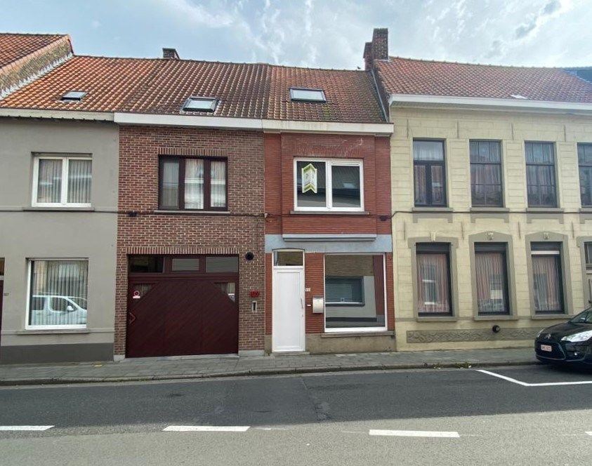 INSTAPKLARE WONING MET TUIN EN 3 SLAAPKAMERS foto 1