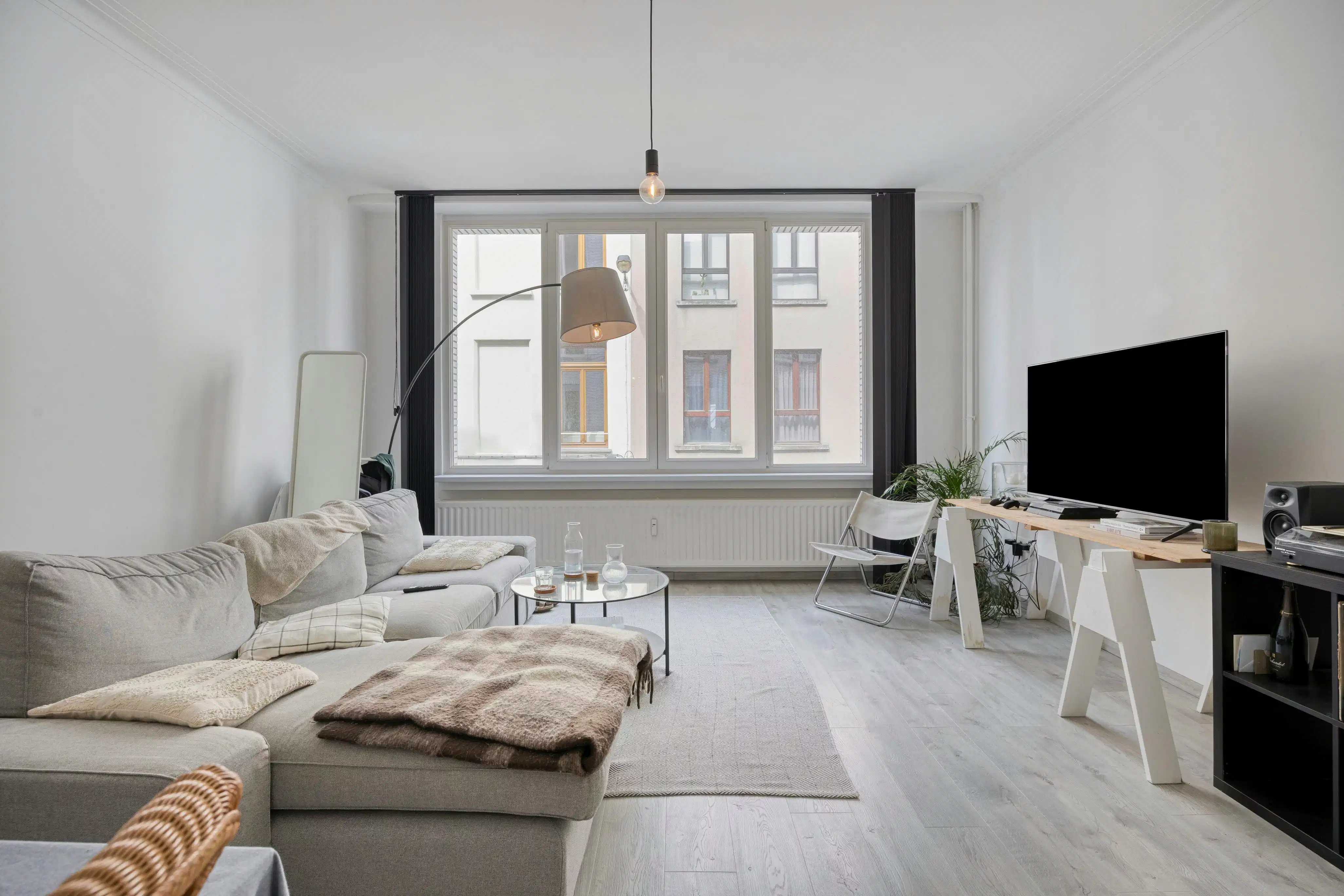 Appartement te koop in Antwerpen centrum foto {{pictureIndex}}