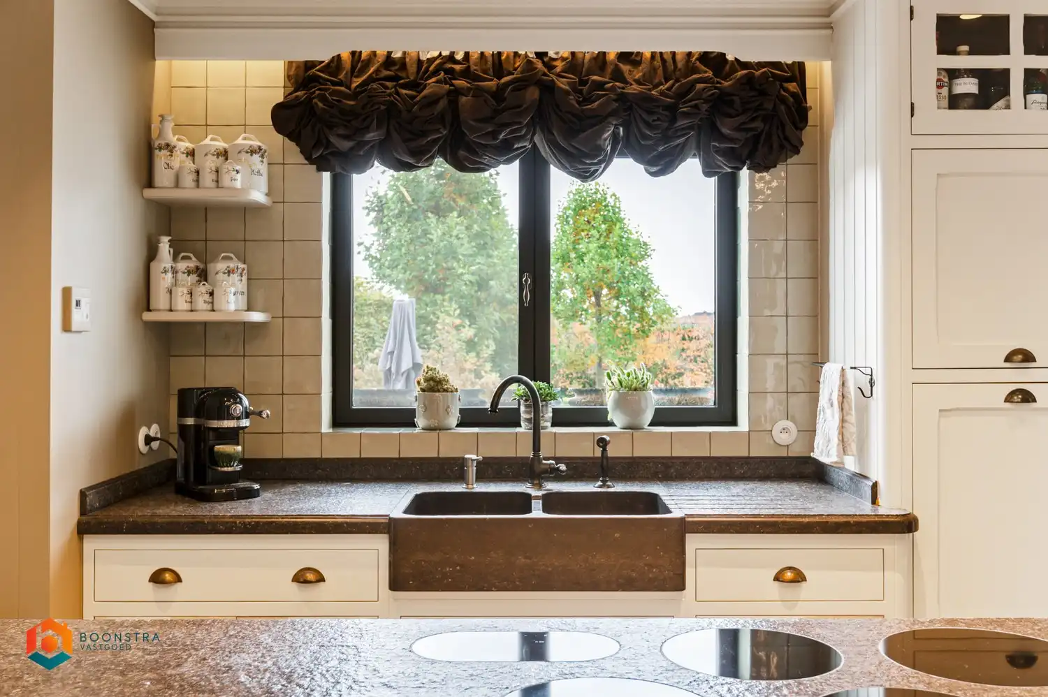 Prachtige en energiezuinige villa (587 m² bewoonbaar) op een perceel van 2617 m² te Hulshout foto 4