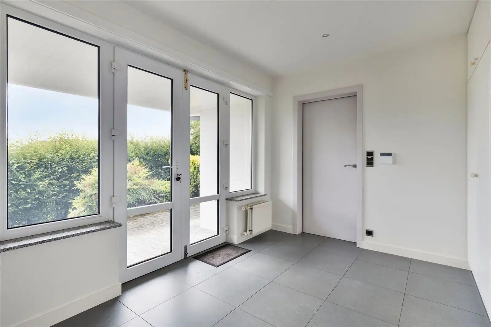 Ruime villa te huur op rustige locatie foto 11