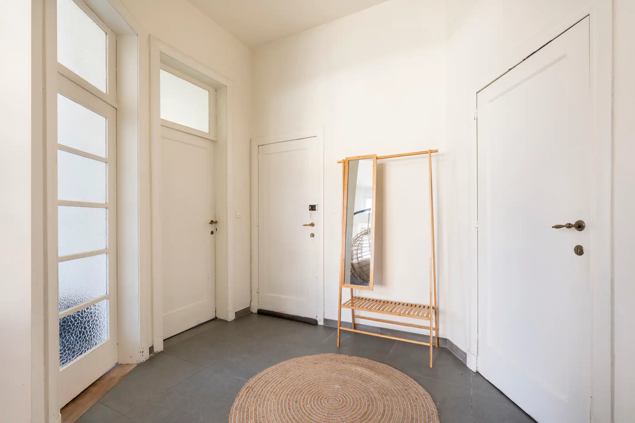 Instapklaar appartement met terras aan Te Boelaerpark foto 7