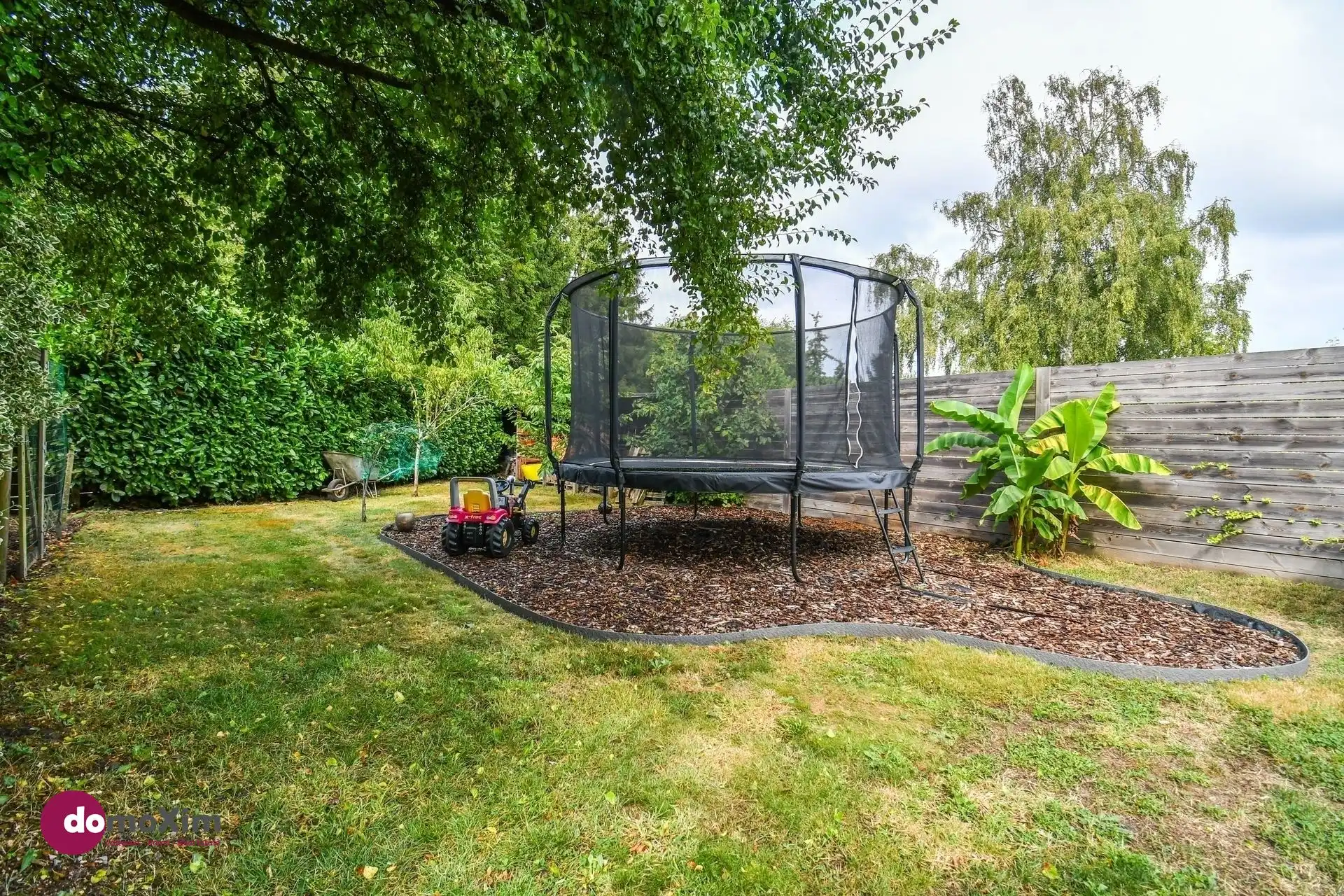 Instapklare woning met ruime hangar nabij het centrum van Hever foto 27