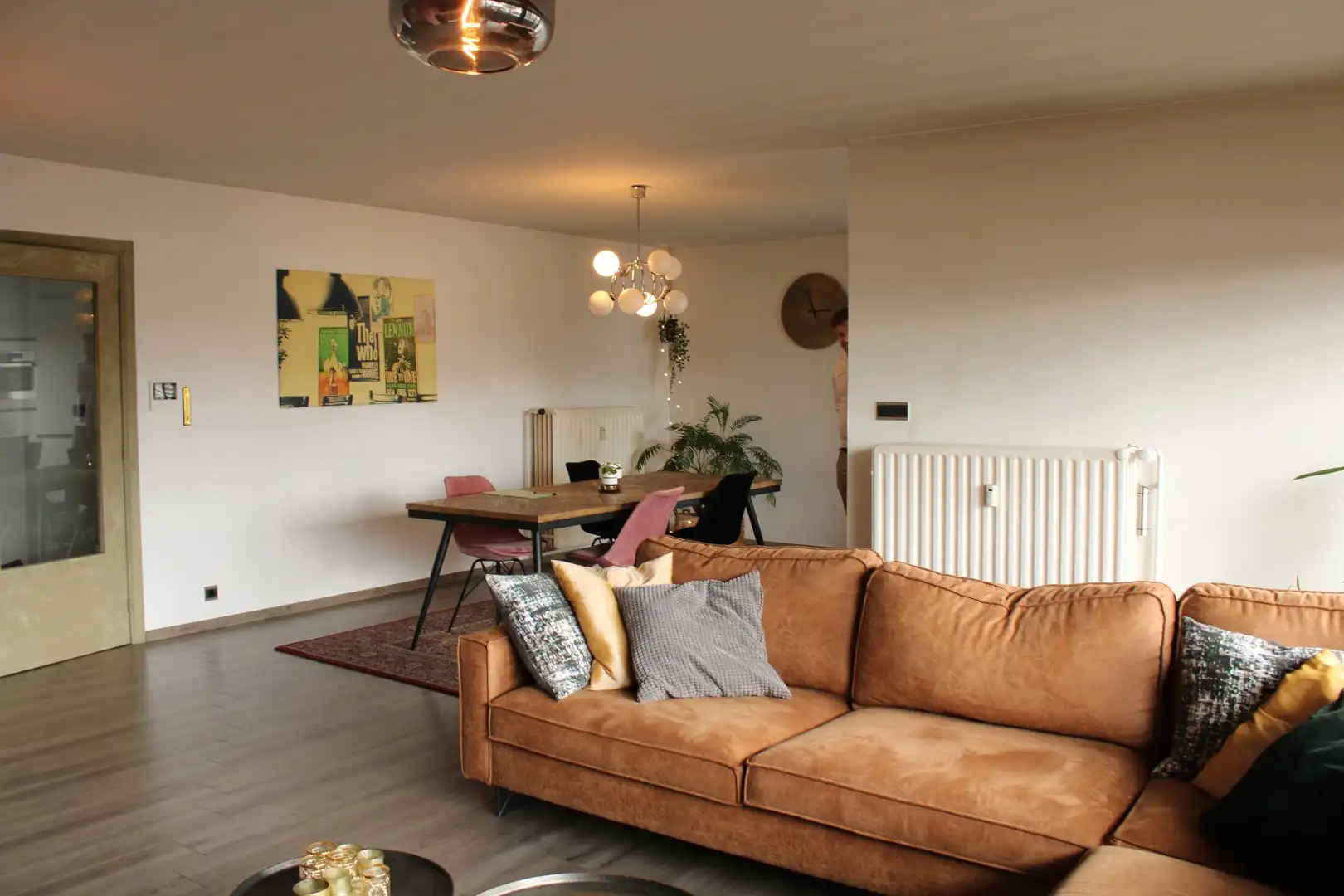 🌟 Te koop: ruim & volledig gerenoveerd appartement met 3 slaapkamers in Helchteren (121 m²) foto {{pictureIndex}}