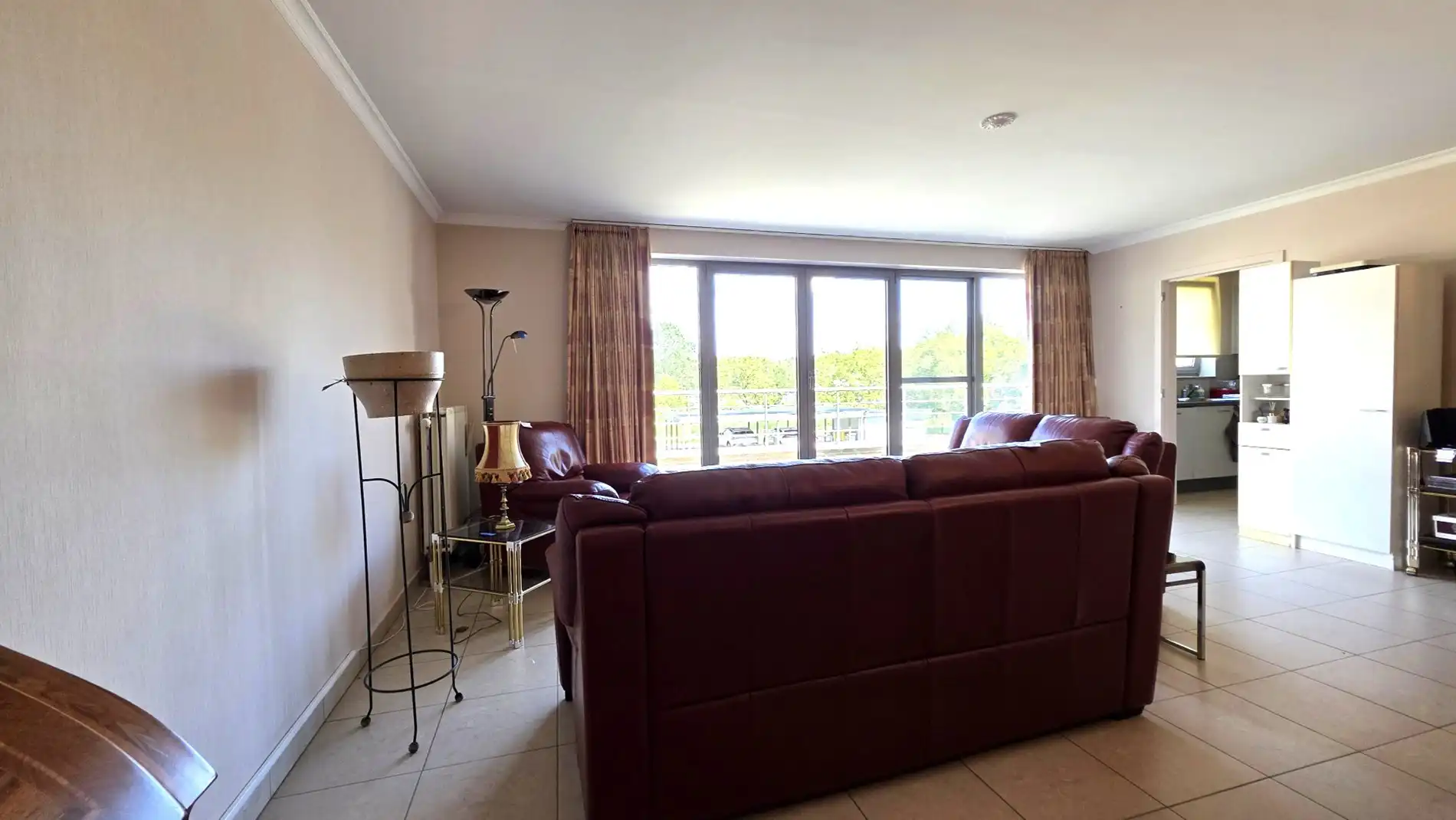 2-Slaapkamerapp met terras, parking & lift foto 5