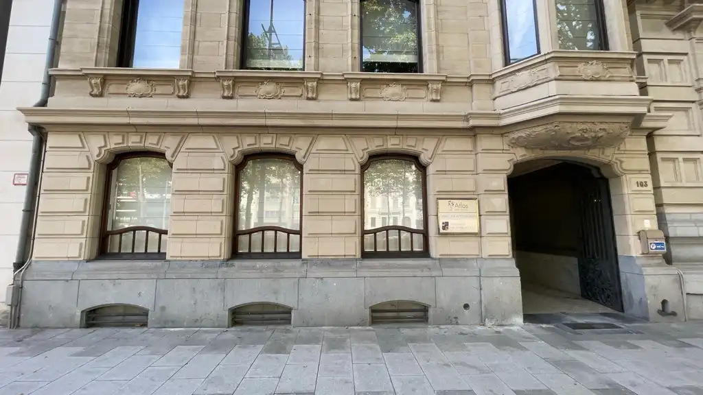 Kantoren te huur in monumentale herenwoning in Anwerpen foto 2