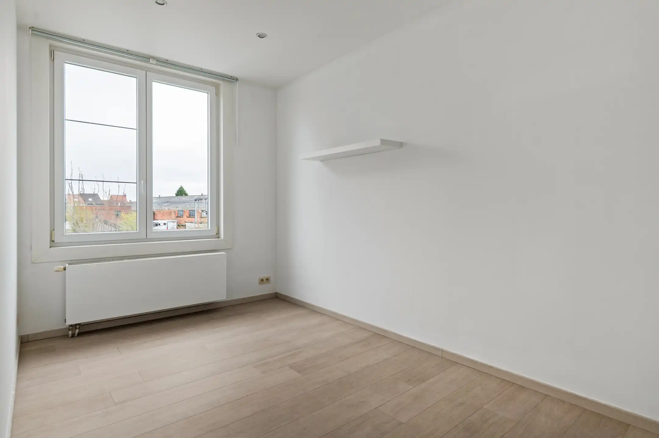 Knap gerenoveerde woning met zonninge tuin nabij het centrum foto 11