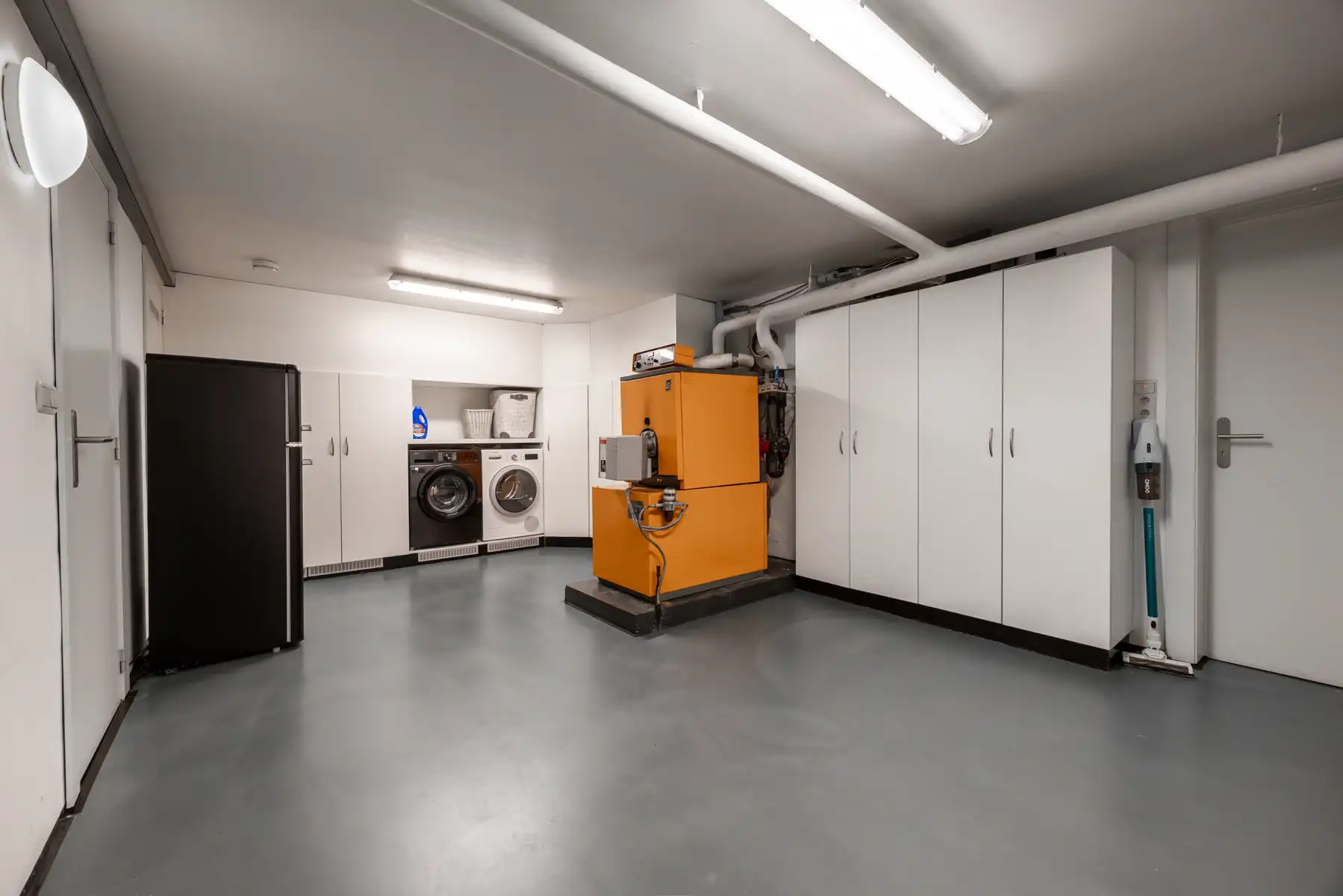 Modernistische villa op 9.957 m² met veel privacy foto 23