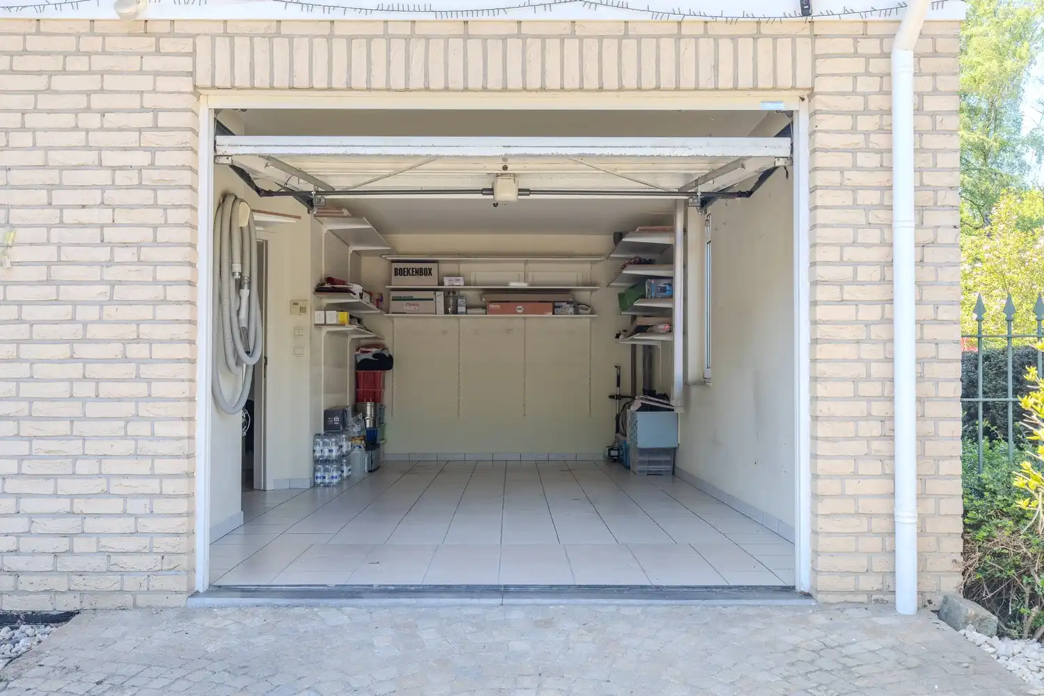 Ruime, instapklare vrijstaande woning met 5 slaapkamers en 3 badkamers in het gezellige Neerharen! foto 45