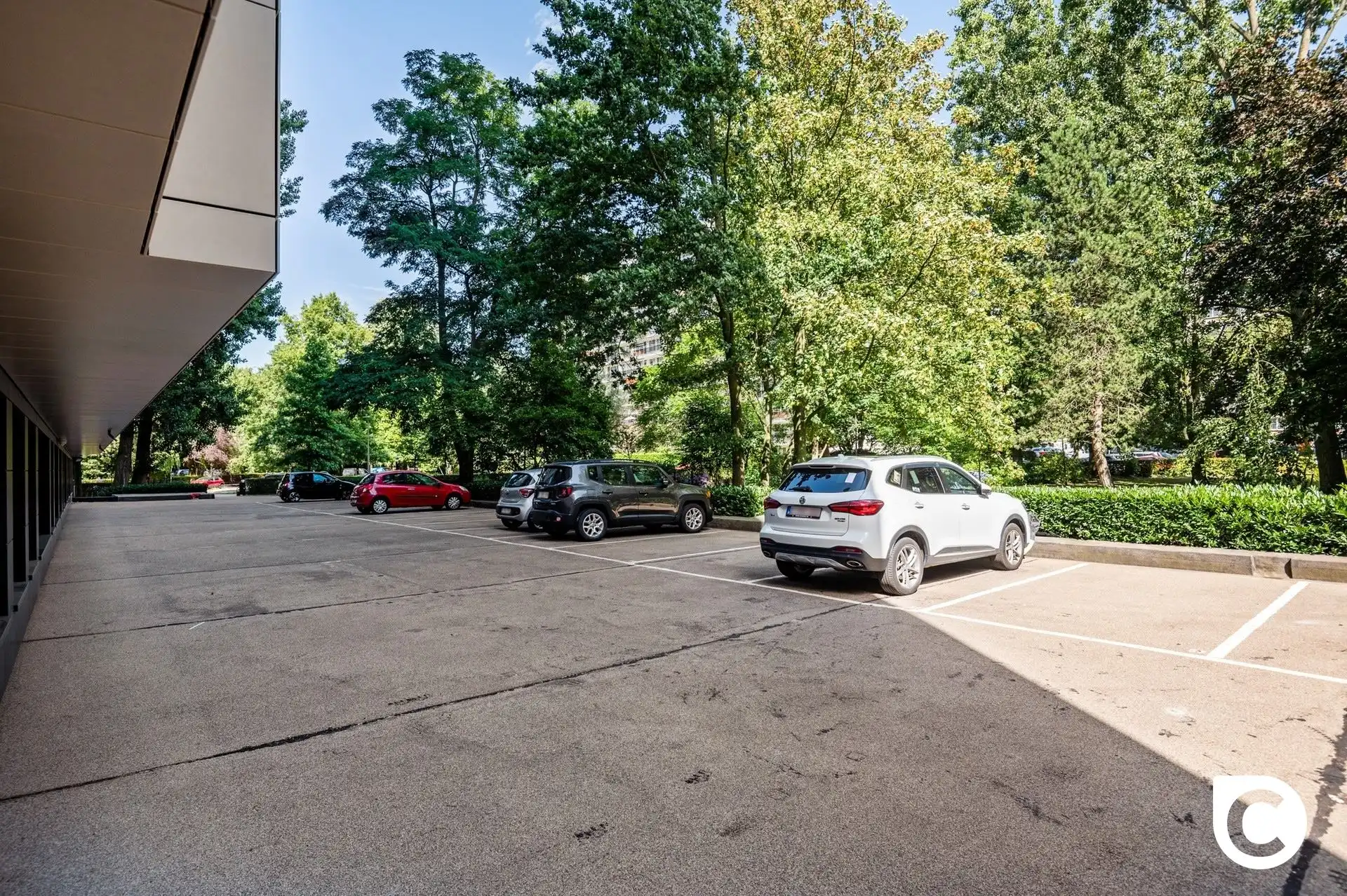 Instapklaar hoek-app met 3 slaapkamers en terras! foto 12