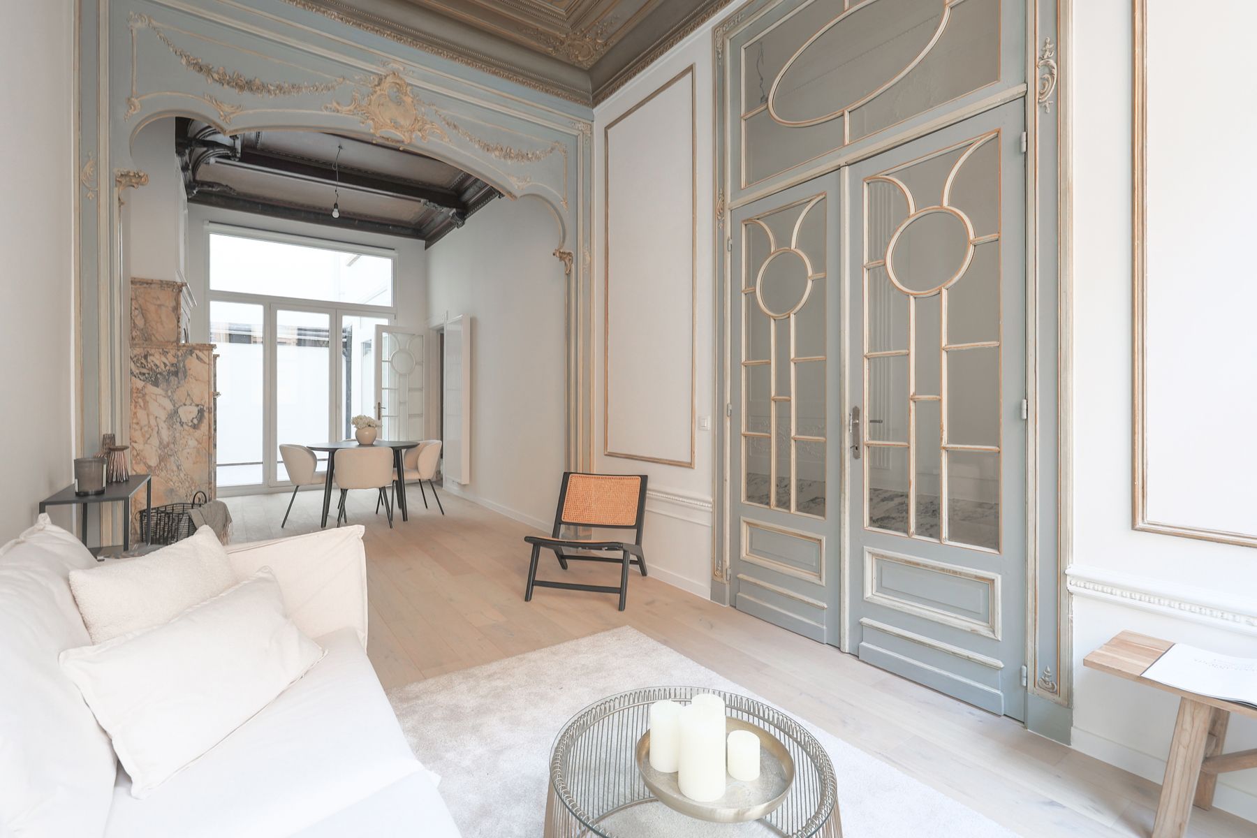 Prachtig gelijkvloerse 3 SLK appartement in St-Andrieswijk foto {{pictureIndex}}