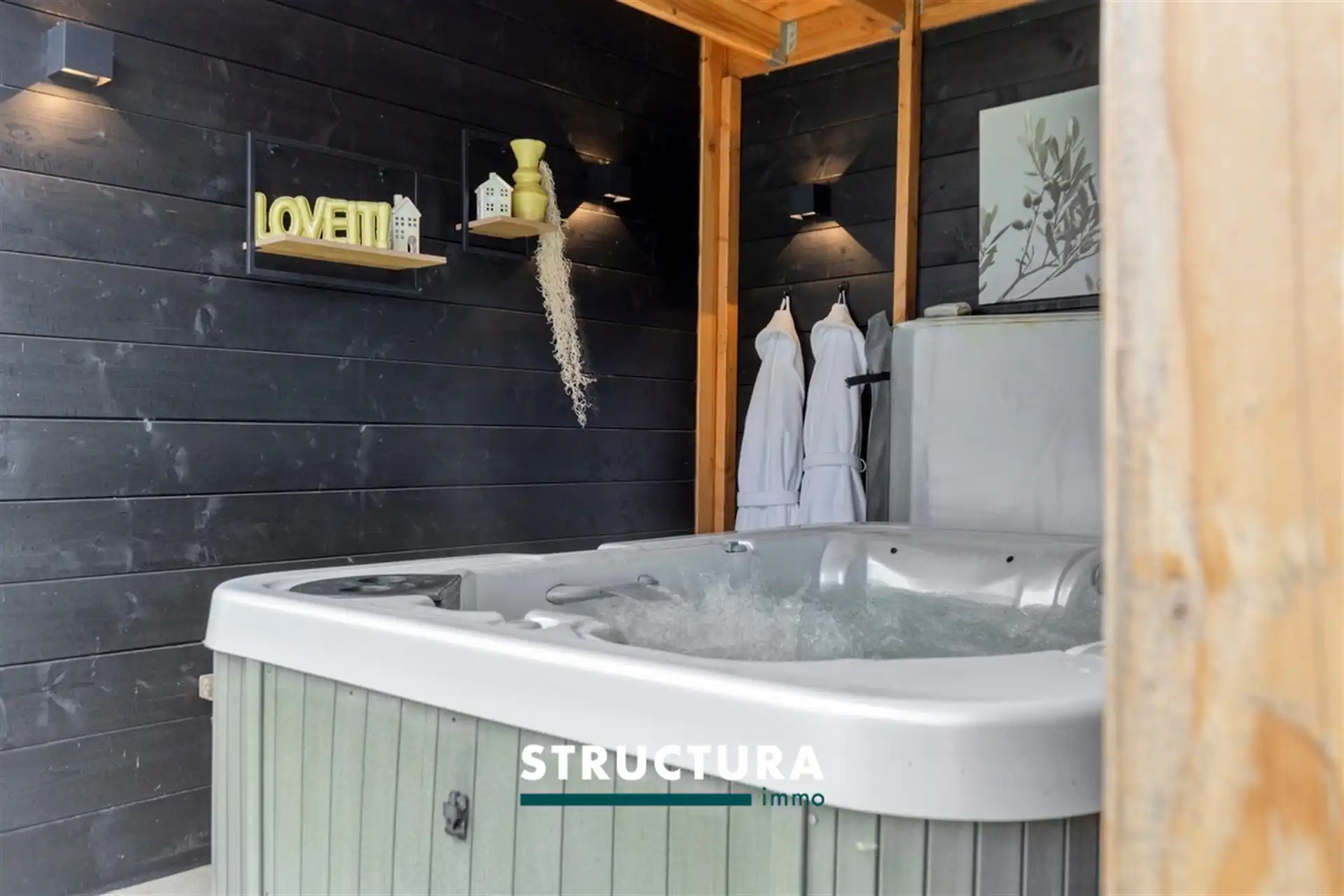 Instapklare gezinswoning met 5 slaapkamers, zonnige tuin en 24 zonnepanelen foto 16