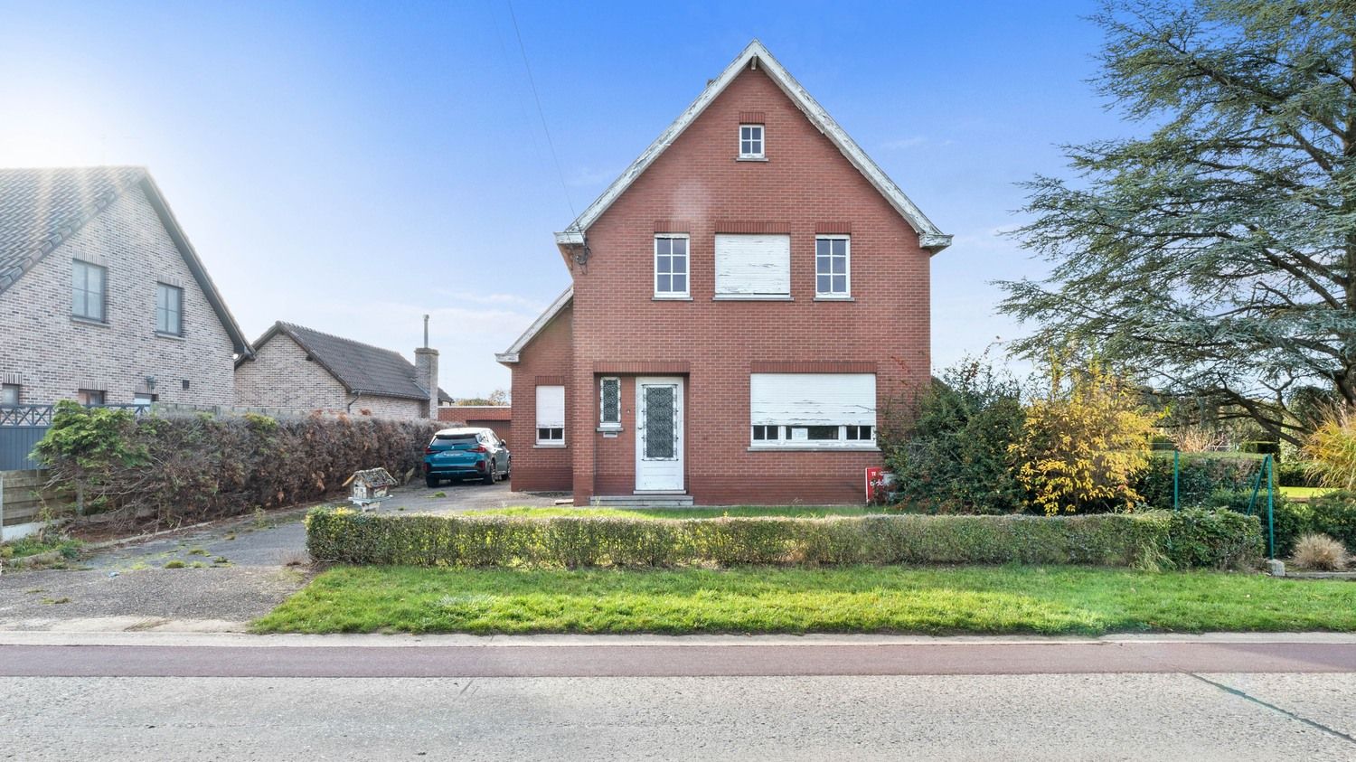 Hoofdfoto van de publicatie: Te renoveren woning op ruim perceel van 800 m² in Paal – ideale opportuniteit!