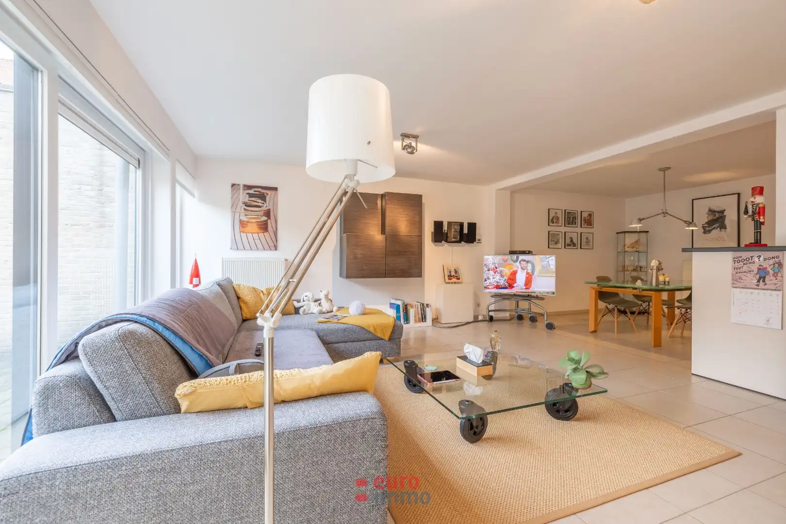 Zéér ruim appartement met 2 volwaardige slaapkamers in centrum Nieuwpoort! foto 4