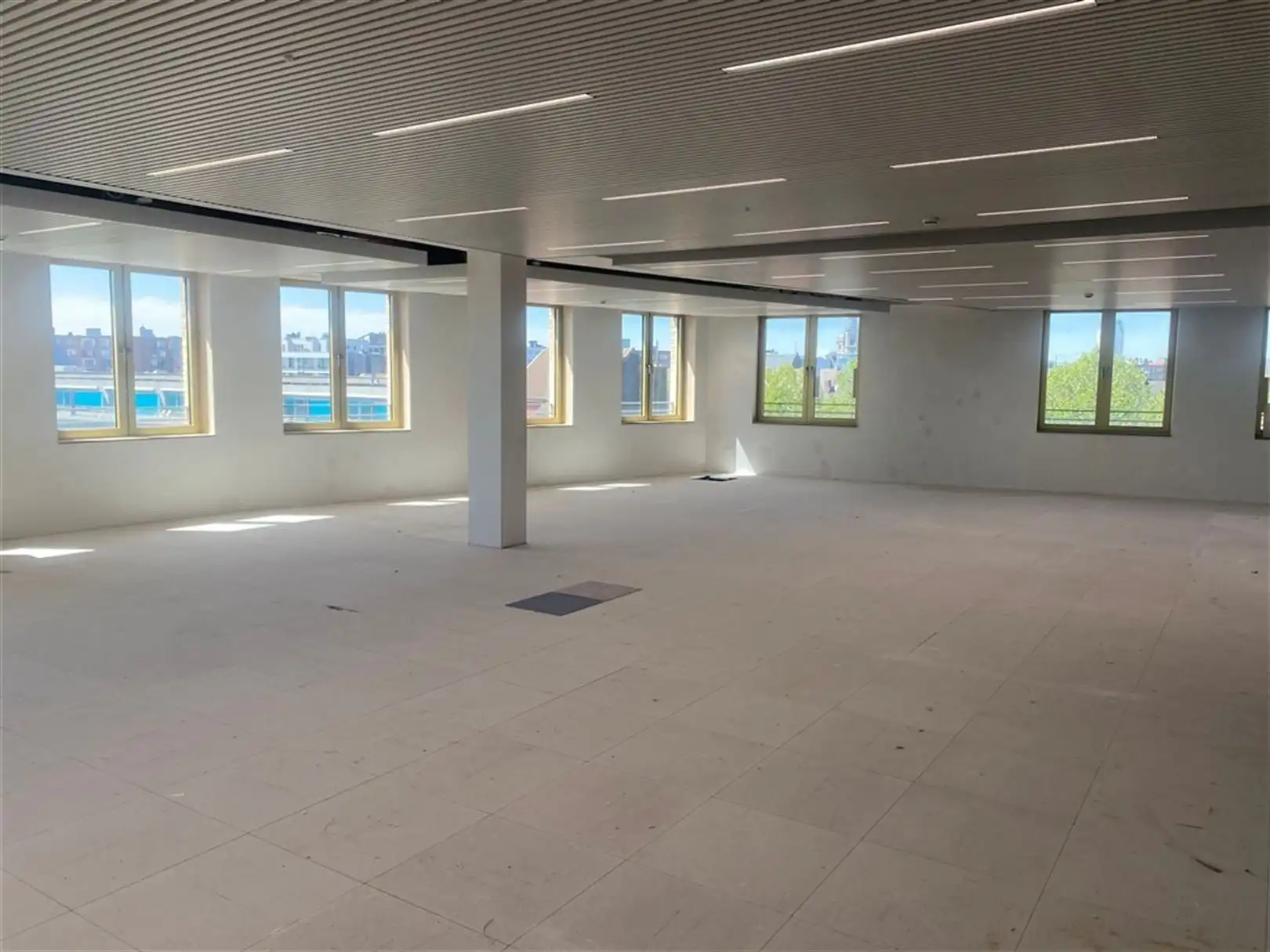 Nieuwbouwkantoor nabij het Gentse stadscentrum Keizerpoort met oppervlakte van 257 m² foto 5