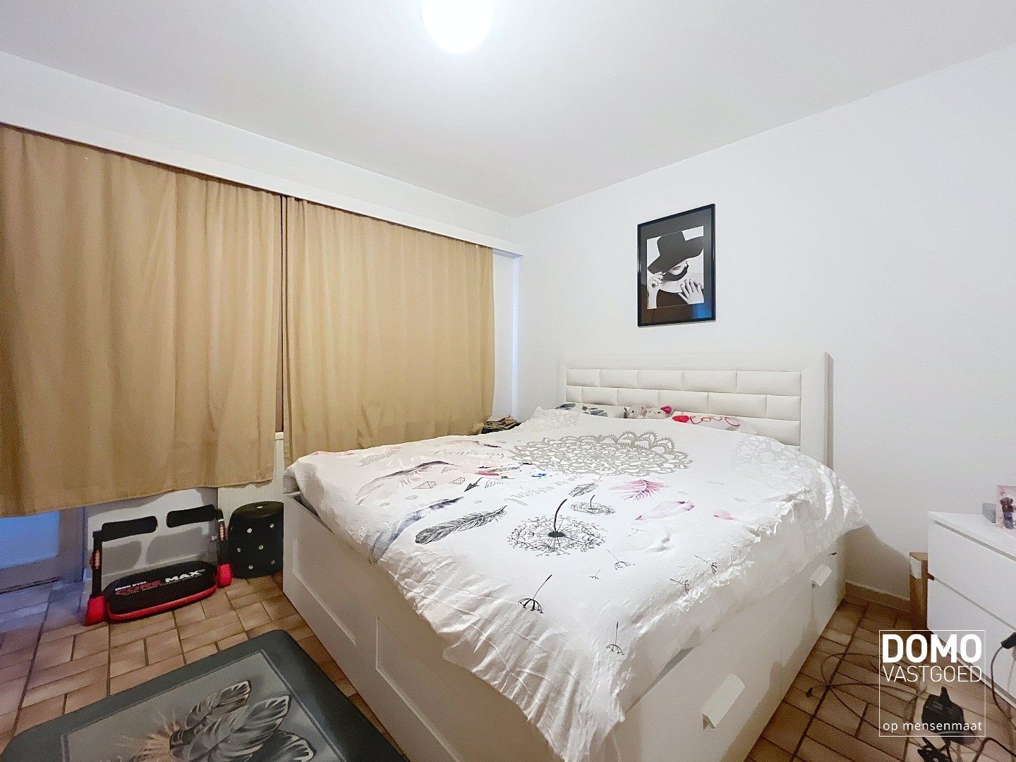 GELIJKVLOERS APPARTEMENT MET 2 SLAAPKAMERS EN GARAGE GELEGEN IN HET CENTRUM VAN BERINGEN foto 7