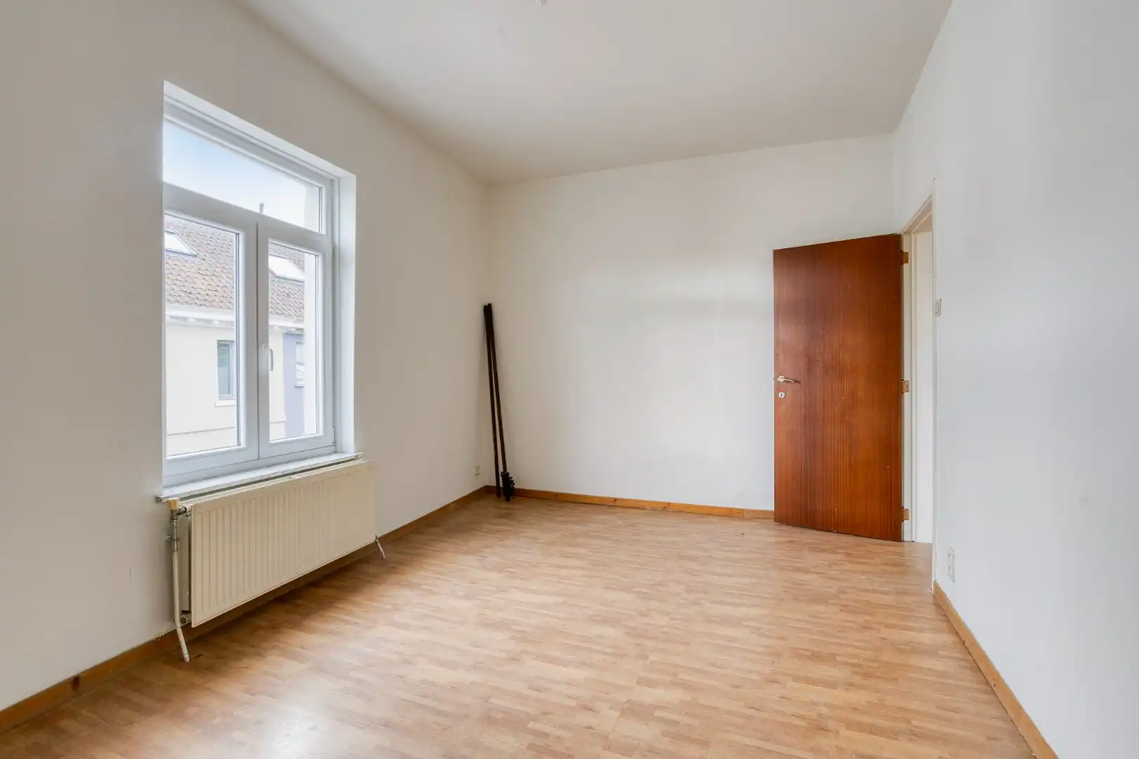 TE RENOVEREN WONING met 2 woonéénheden en tuin – 1640 SINT-GENESIUS-RODE foto 22